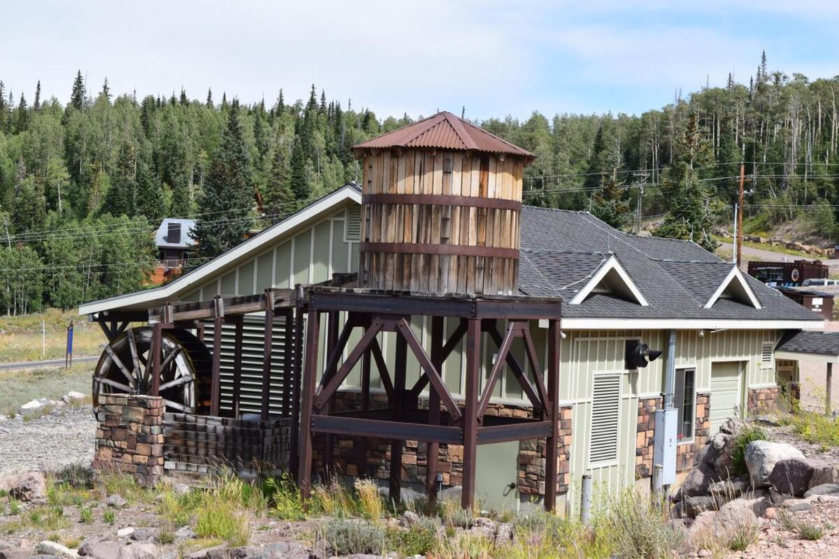Mountainside Studio Condo