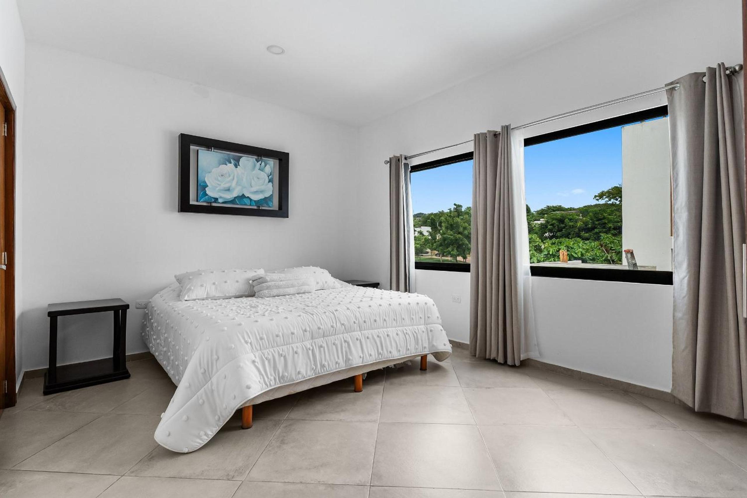 Casa Oasis B-Nayar Gated, Beach Club, Free Shuttle