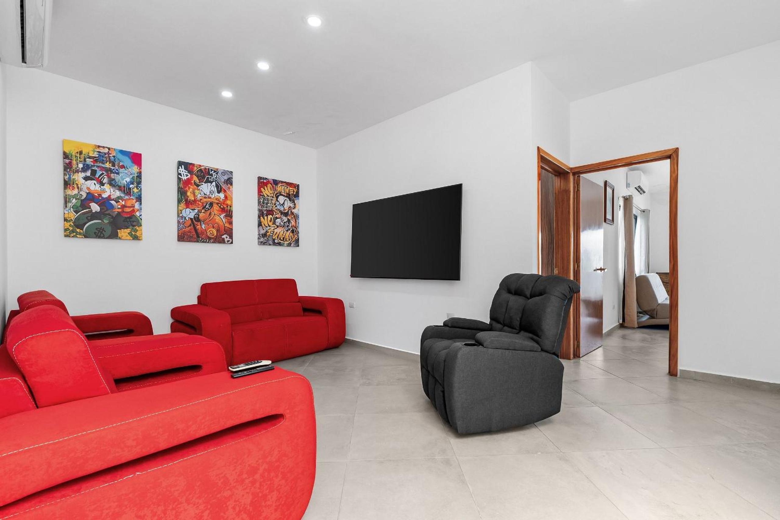 Casa Oasis B-Nayar Gated, Beach Club, Free Shuttle