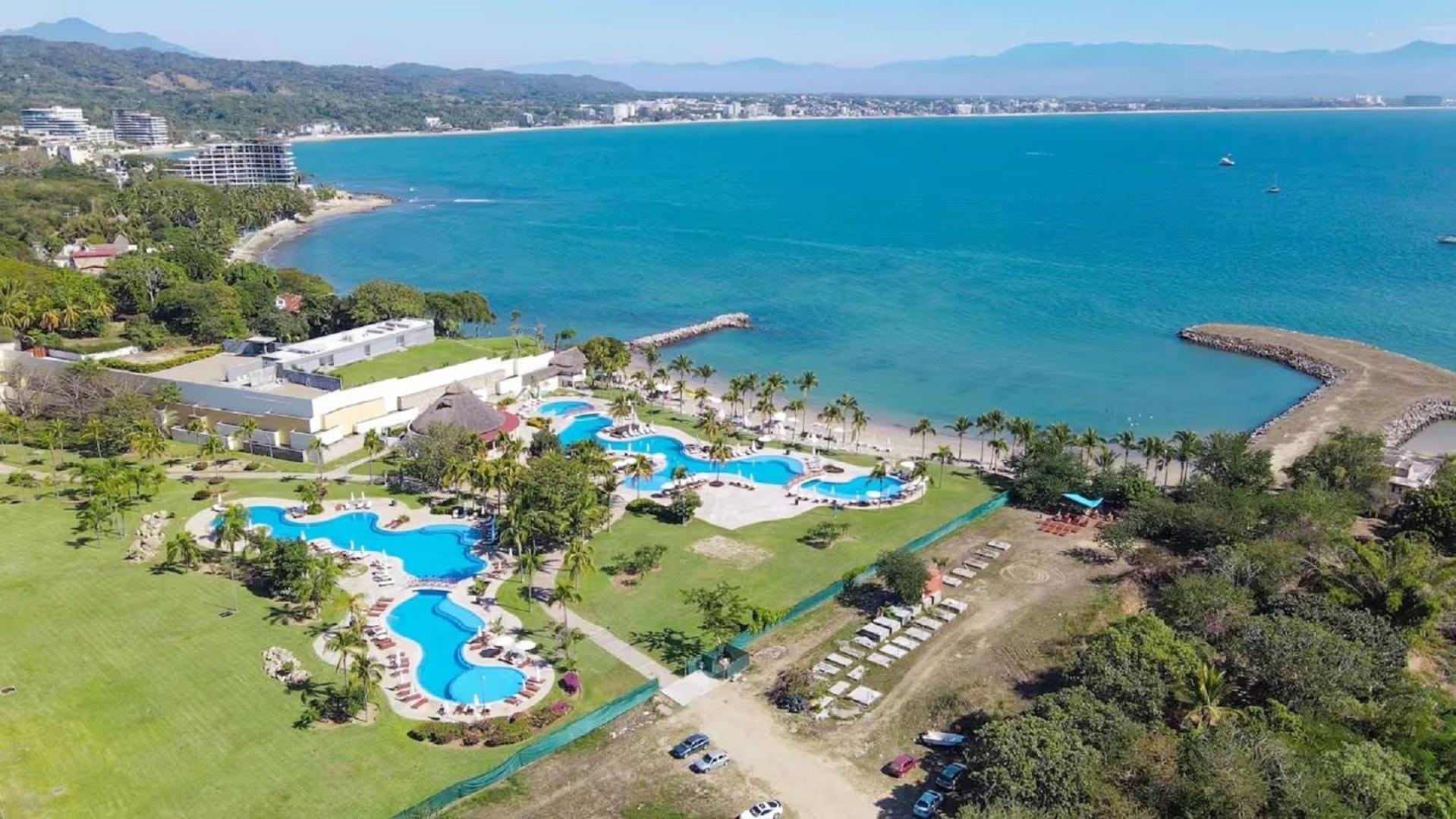 Casa Oasis B-Nayar Gated, Beach Club, Free Shuttle