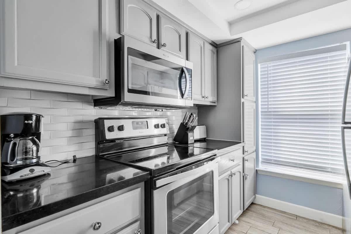 Gulf Coast Beach Front Condo with Private Balcony