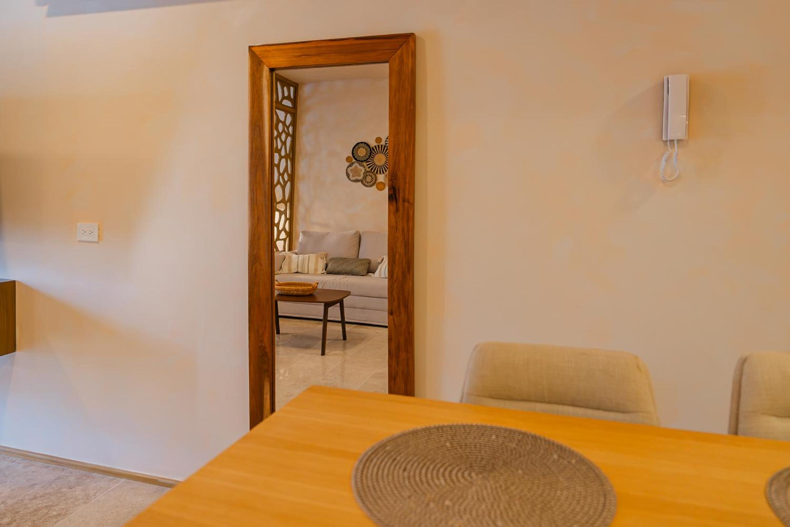 New Luxury Studio in the City Center