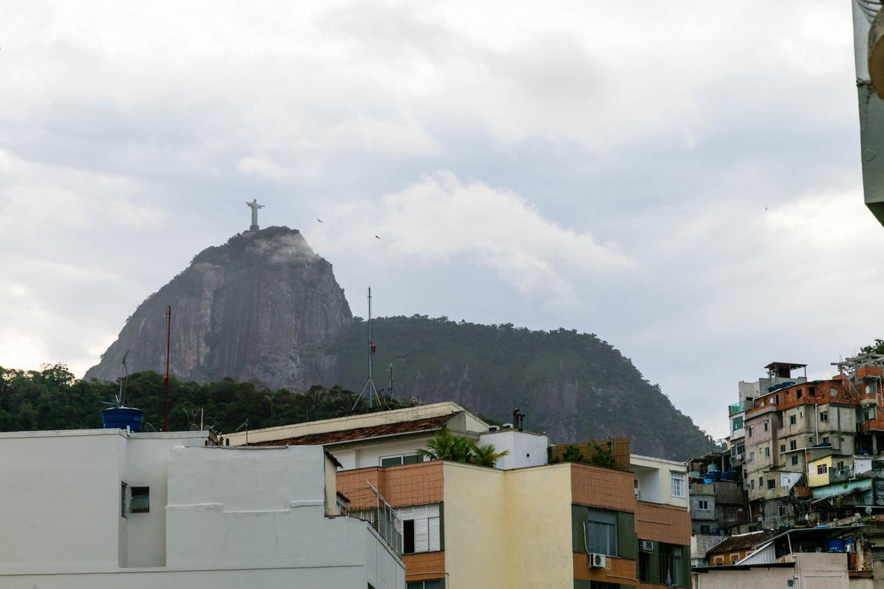 Copacabana Economic - Siqueira Campos - 2 mins to Metro