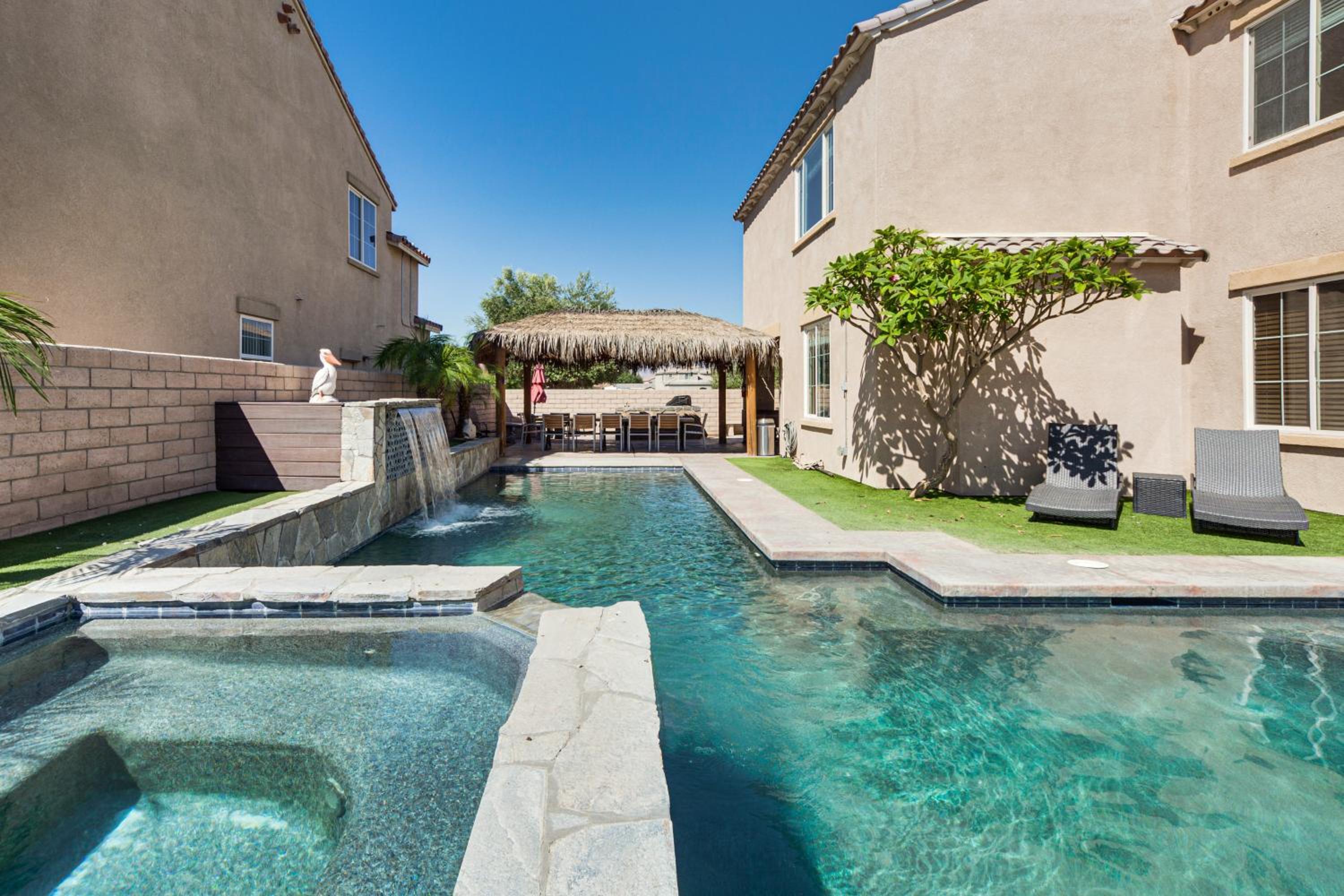 Relaxing Desert Oasis, 4 Mi to Coachella Festivals