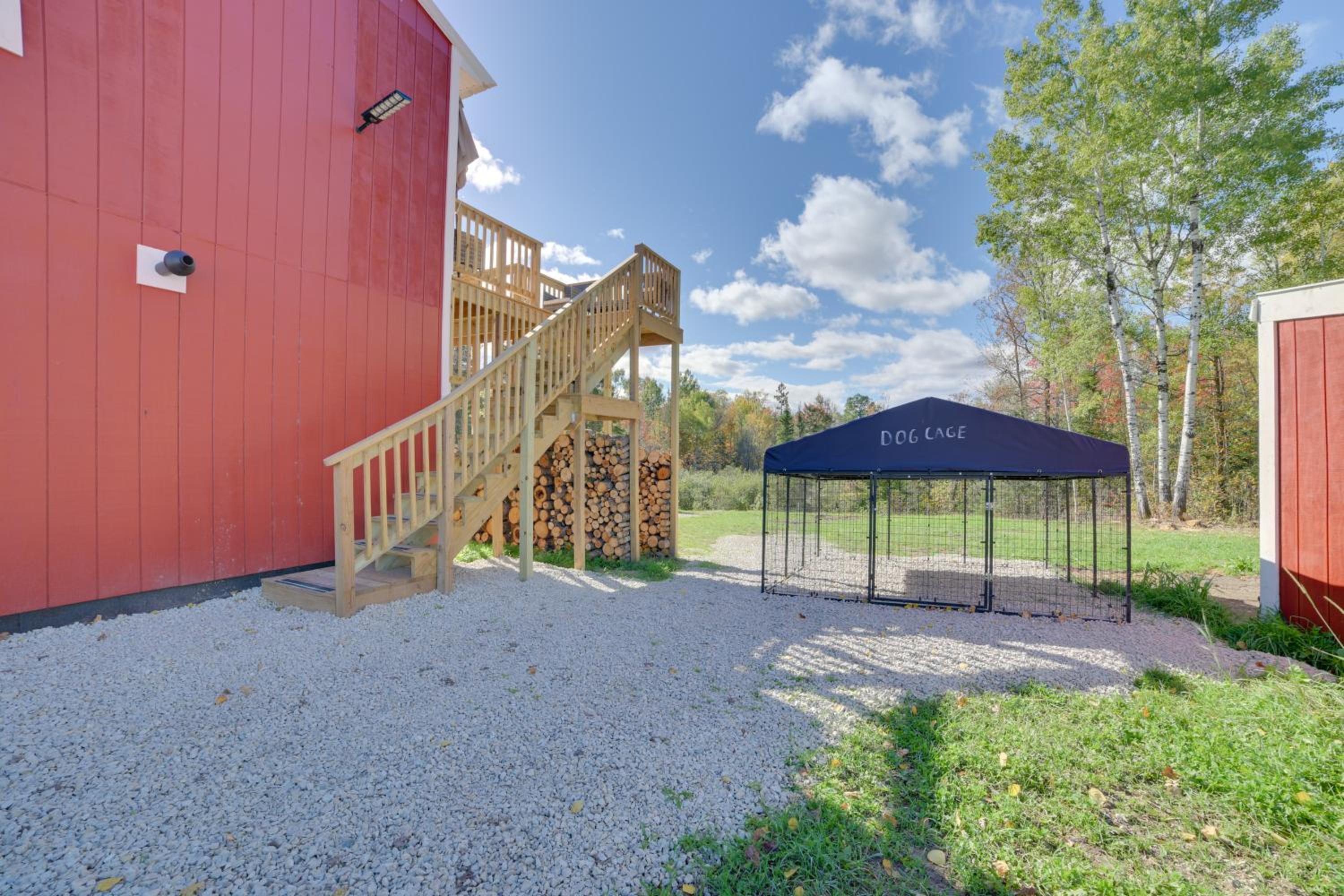 Pet Friendly Chub Creek Cabin Hunt, Hike and Fish!