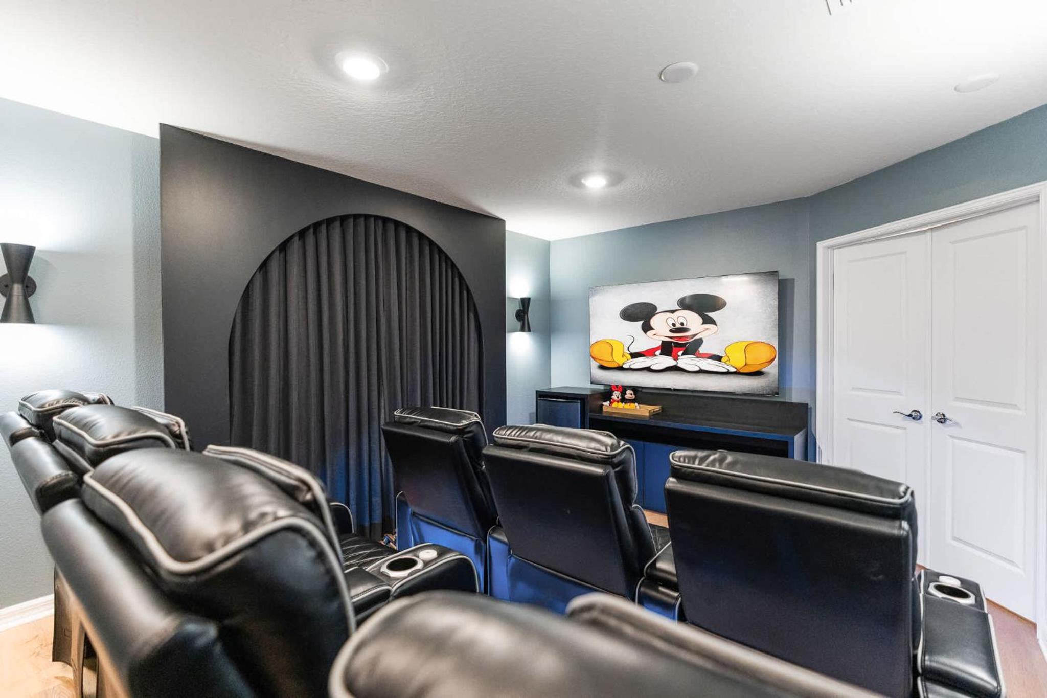 Epic Family Villa Pool Theater Themed Bedrooms