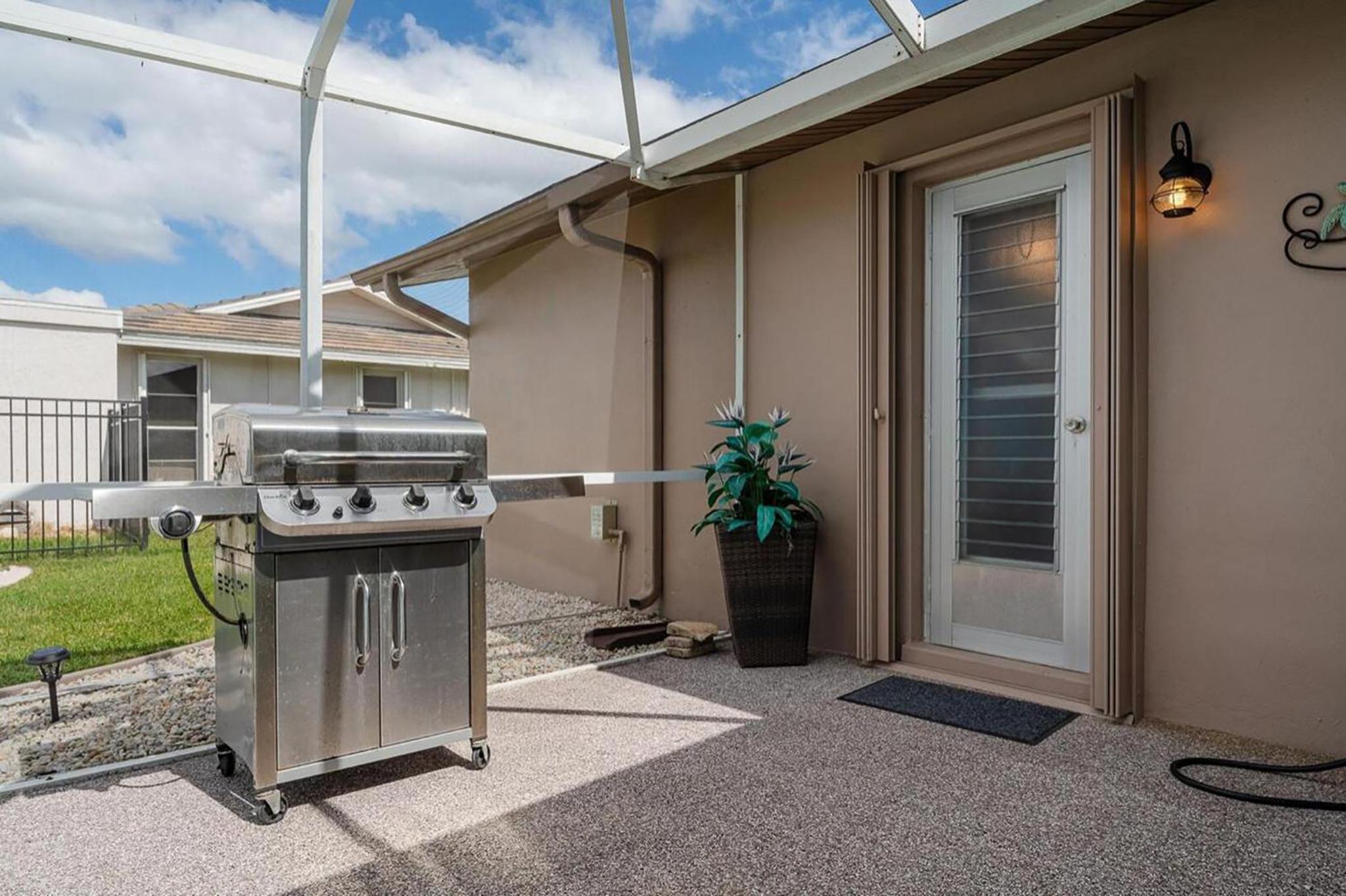 Dock Your Boat Waterfront Cape Coral Home with Pool
