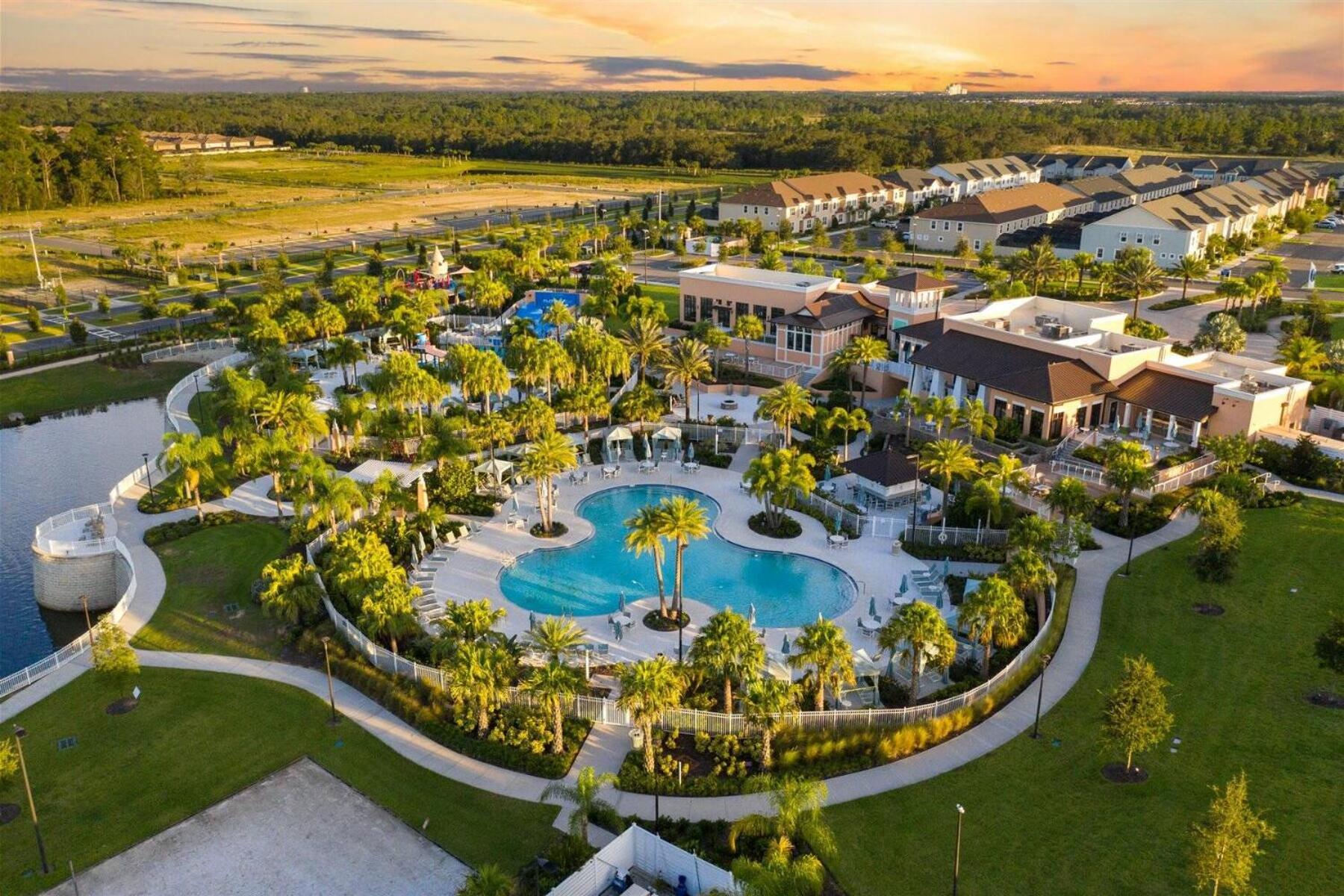 Luxury 7BR 7BA House w Private Pool Disney