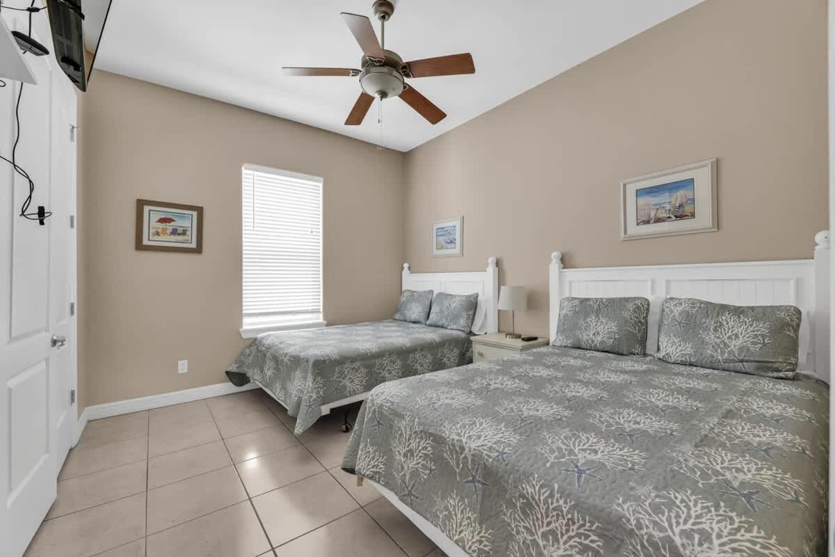 Beachfront South Padre Retreat w Balcony & Pool