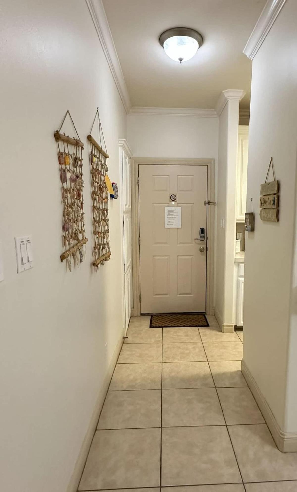 Family Friendly Condo w Pool in South Padre Island