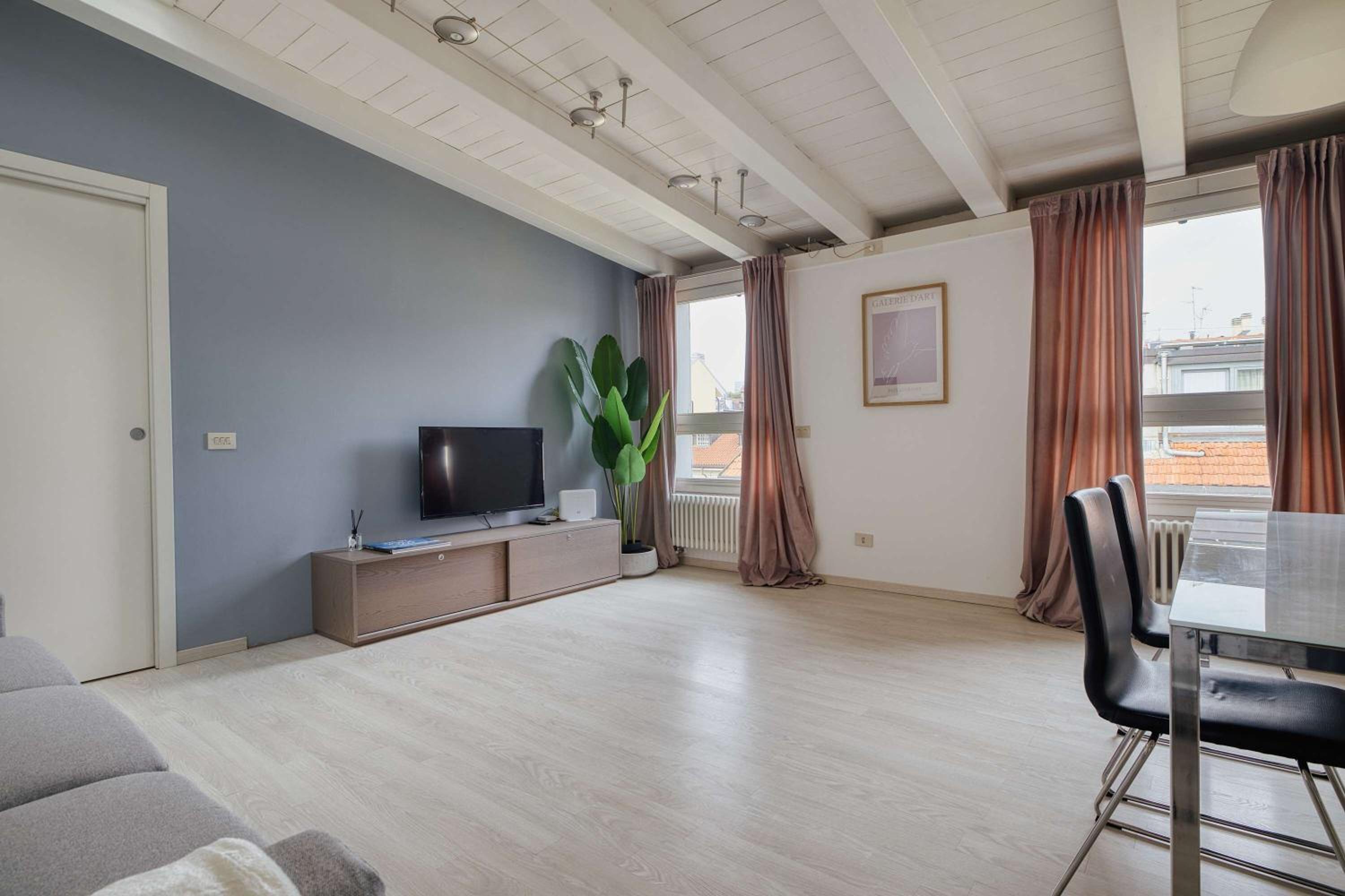 Bright flat in the Heart of Porta Venezia