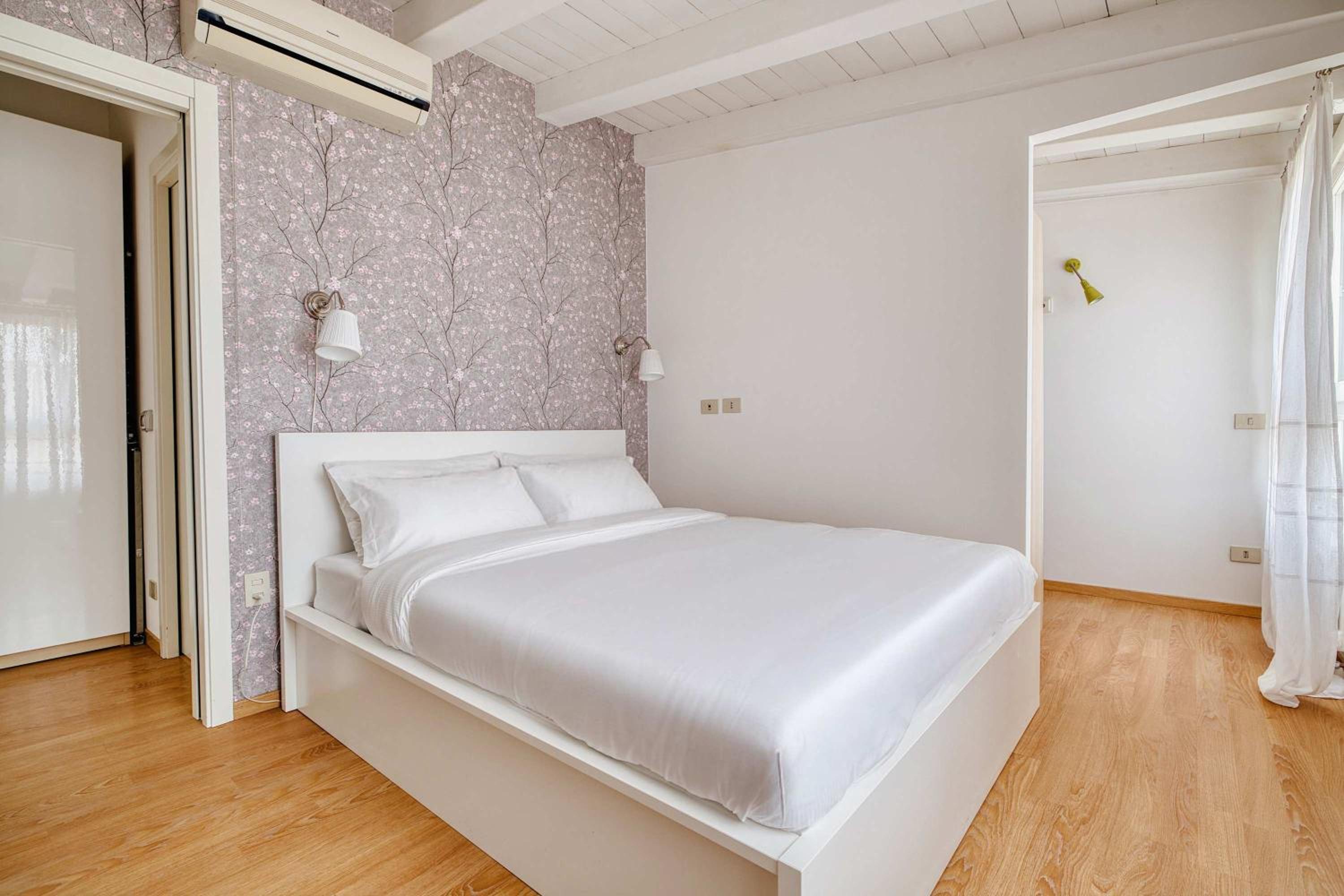 Bright flat in the Heart of Porta Venezia