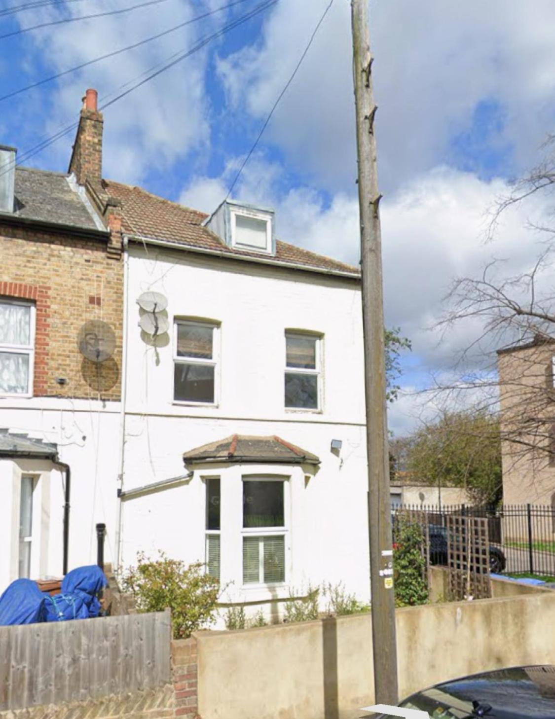 Large Leyton London Apartment