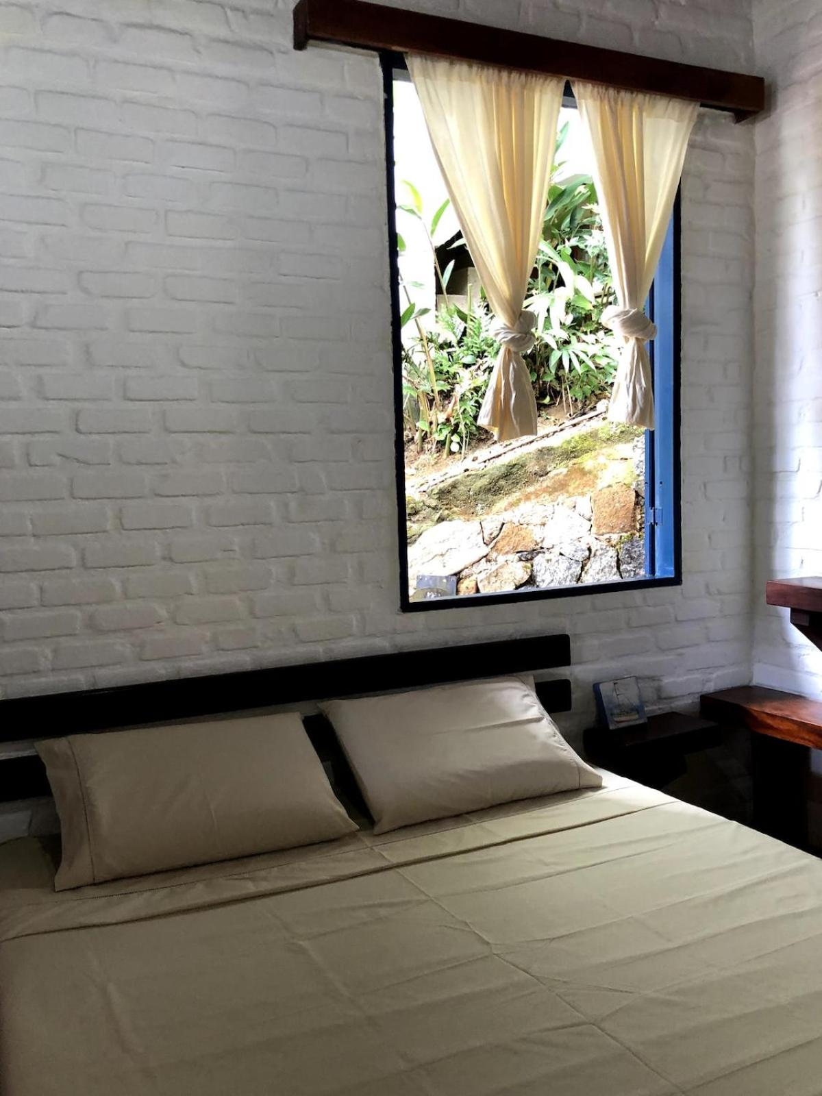 Paraiso de Angra Casa completa no condomio Marinas