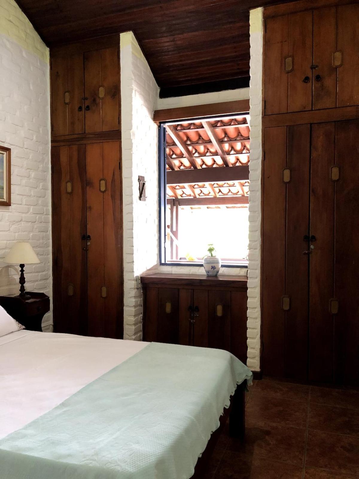 Paraiso de Angra Casa completa no condomio Marinas