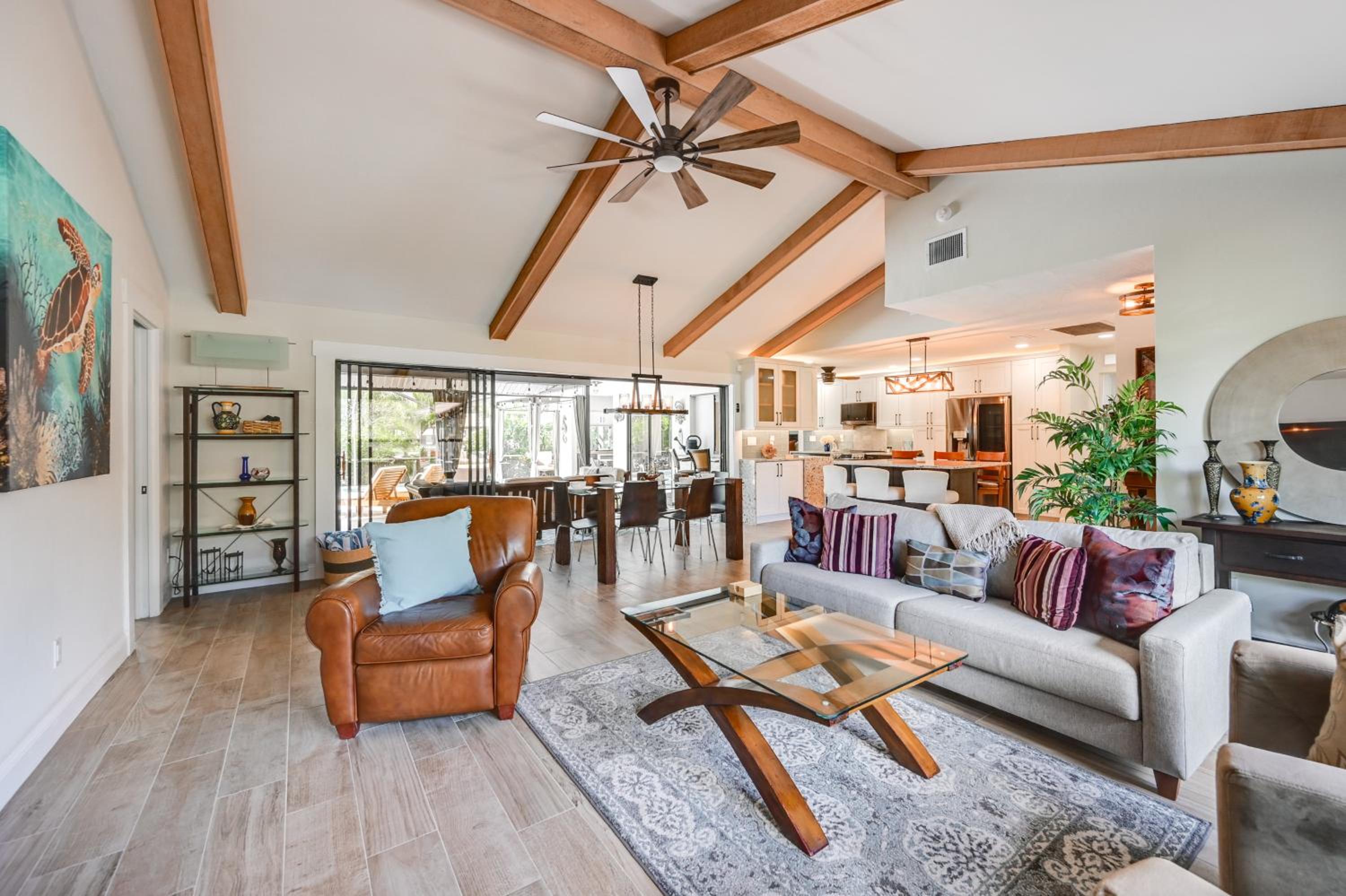 Saltwater Pool and Dock Canal-Front Cape Coral Home