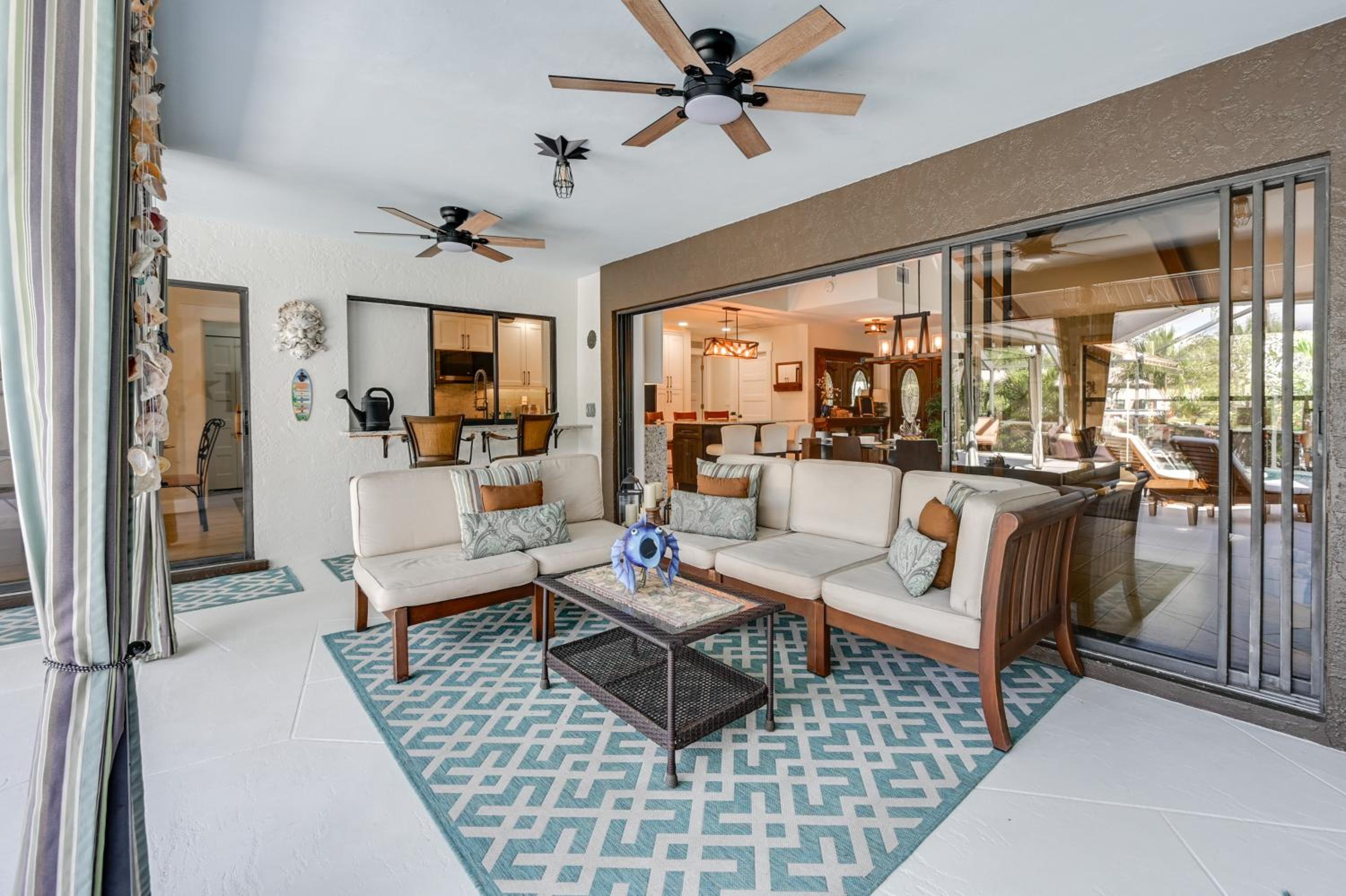 Saltwater Pool and Dock Canal-Front Cape Coral Home