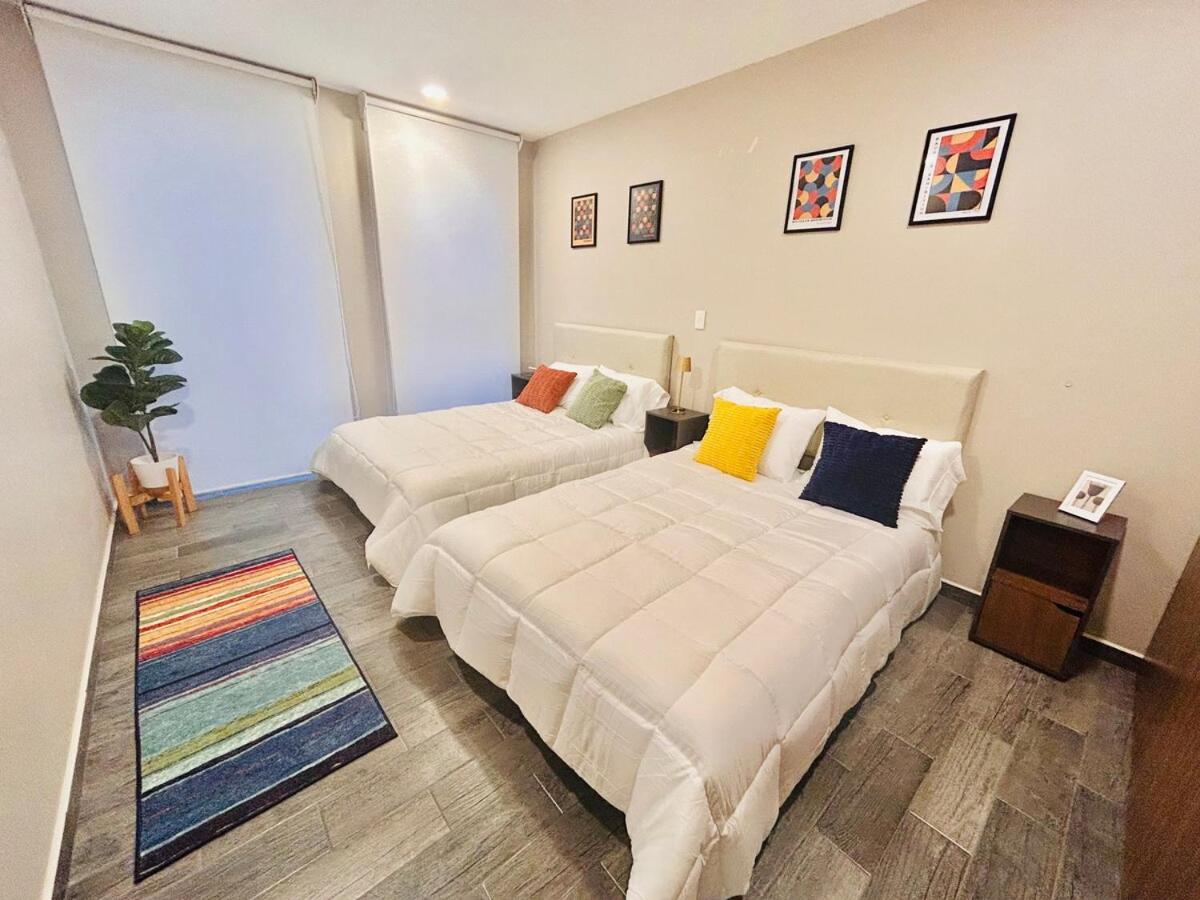 US Embassy Autodromo apartment 30 minutes away photo 2