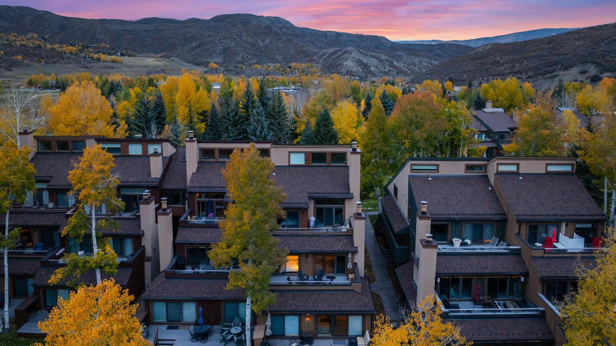Steps from Snowmass Village Fireplace Firepit Mountain Views Aspen Glow Retreat by AvantStay