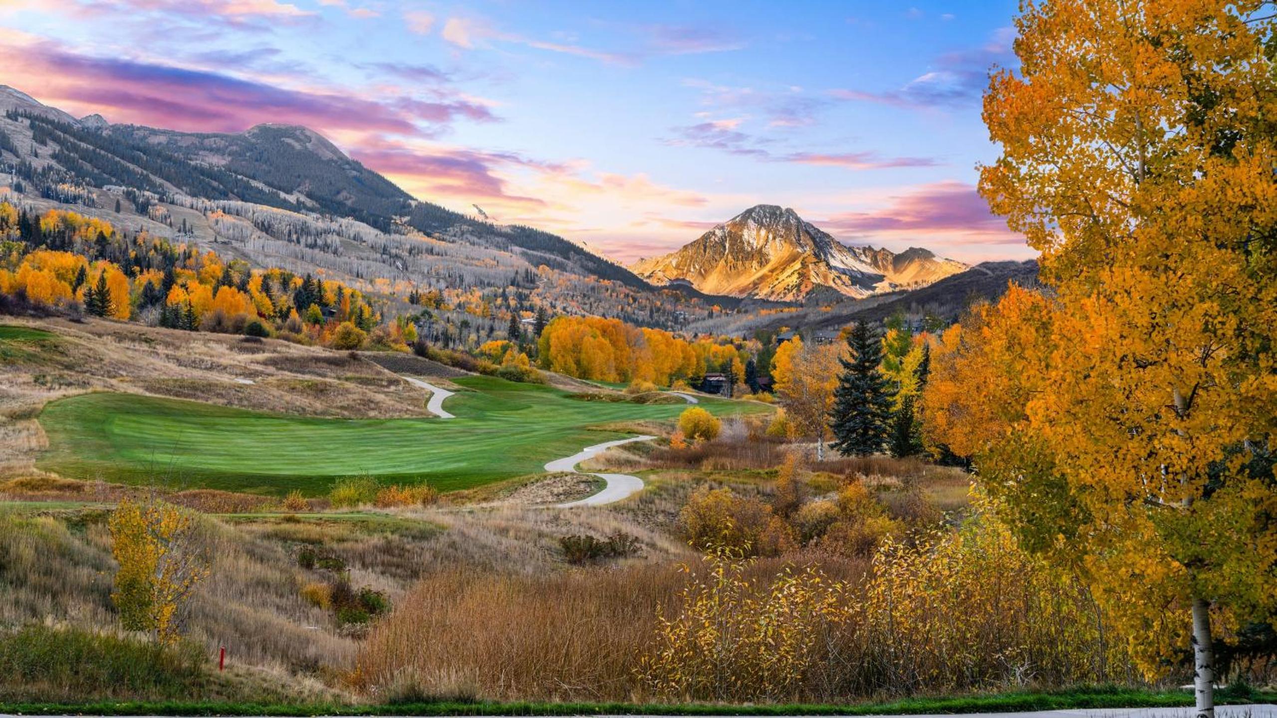 Steps from Snowmass Village Fireplace Firepit Mountain Views Aspen Glow Retreat by AvantStay