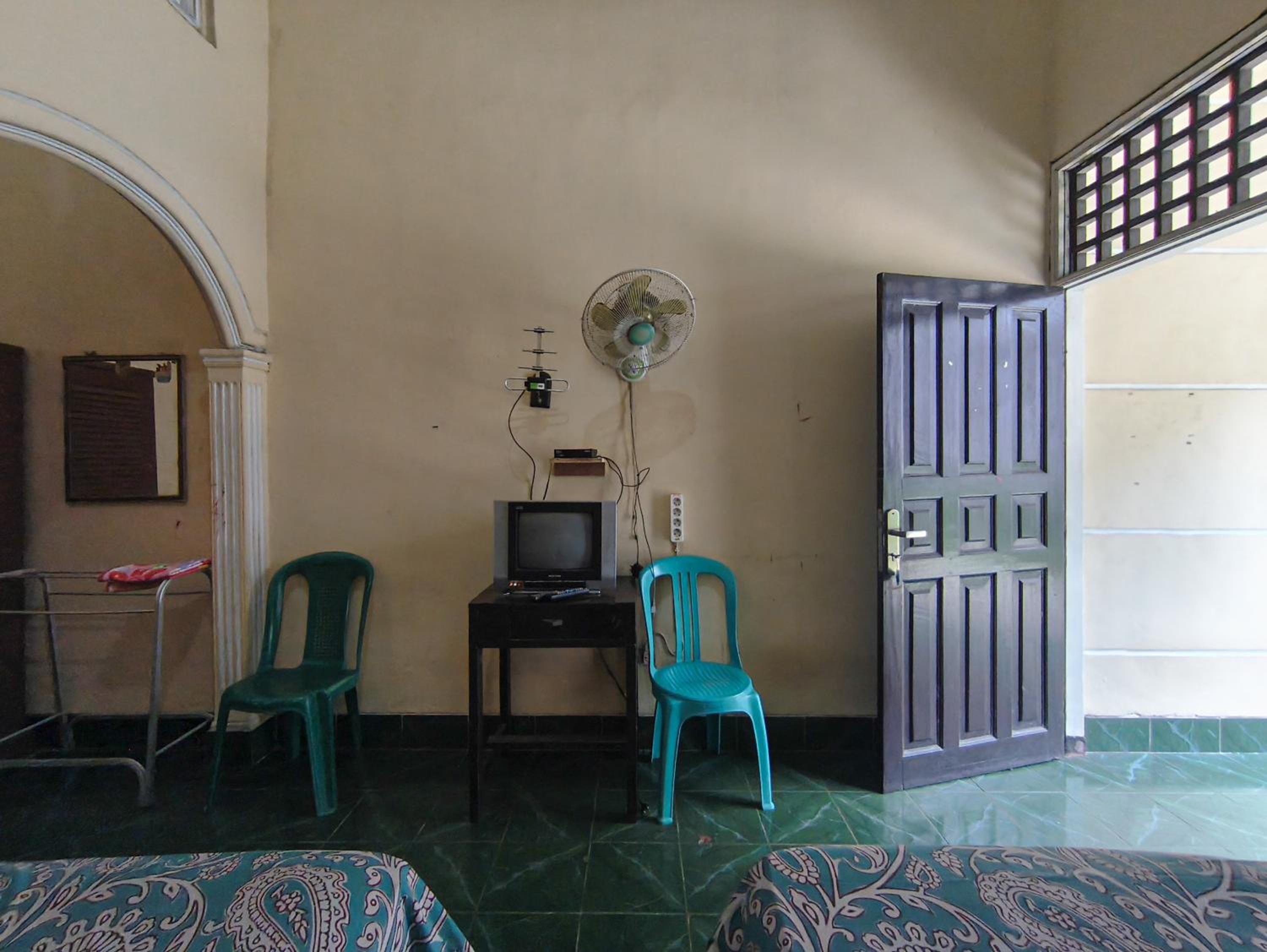Loox Hotel Grand Aroya