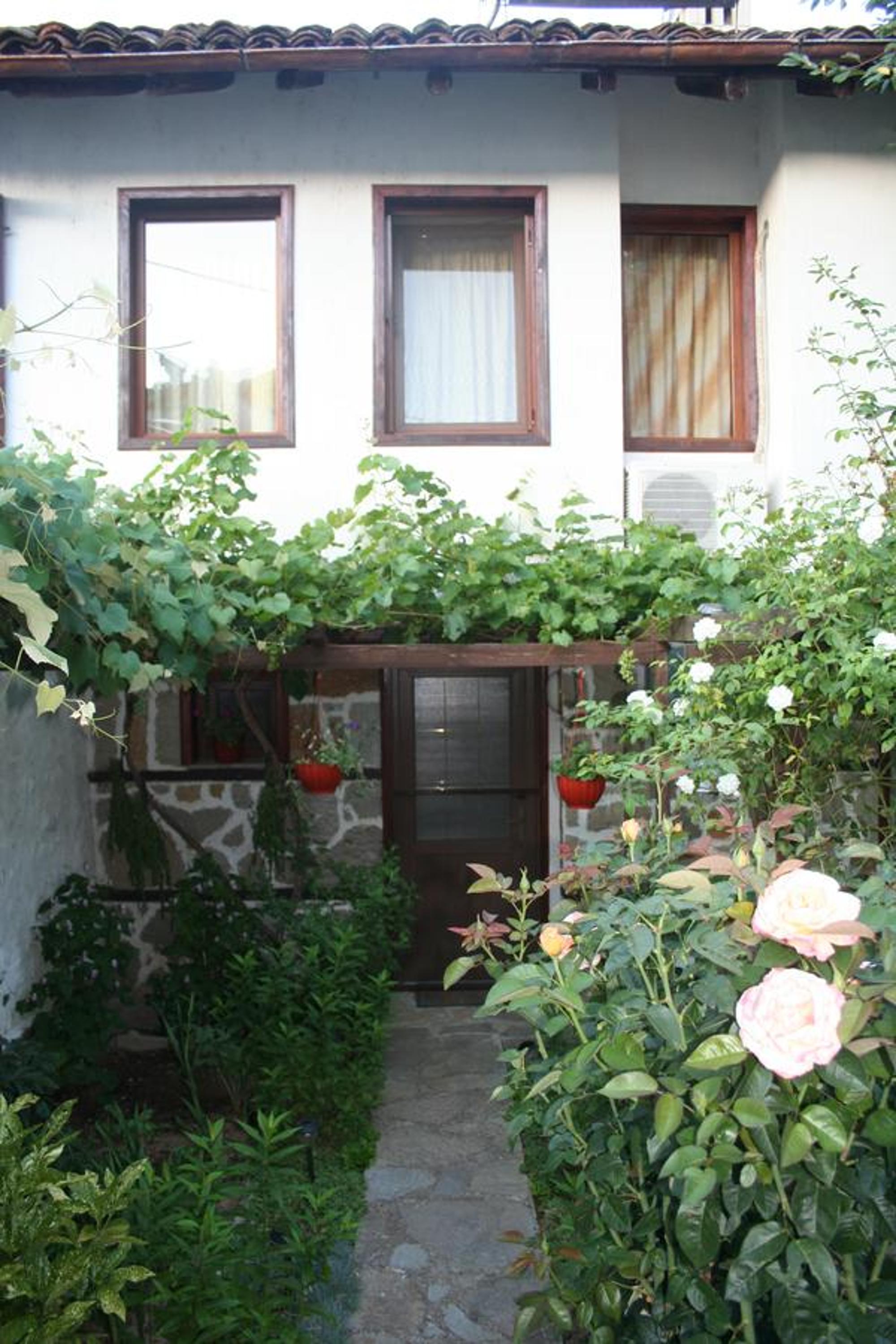 Todorova House