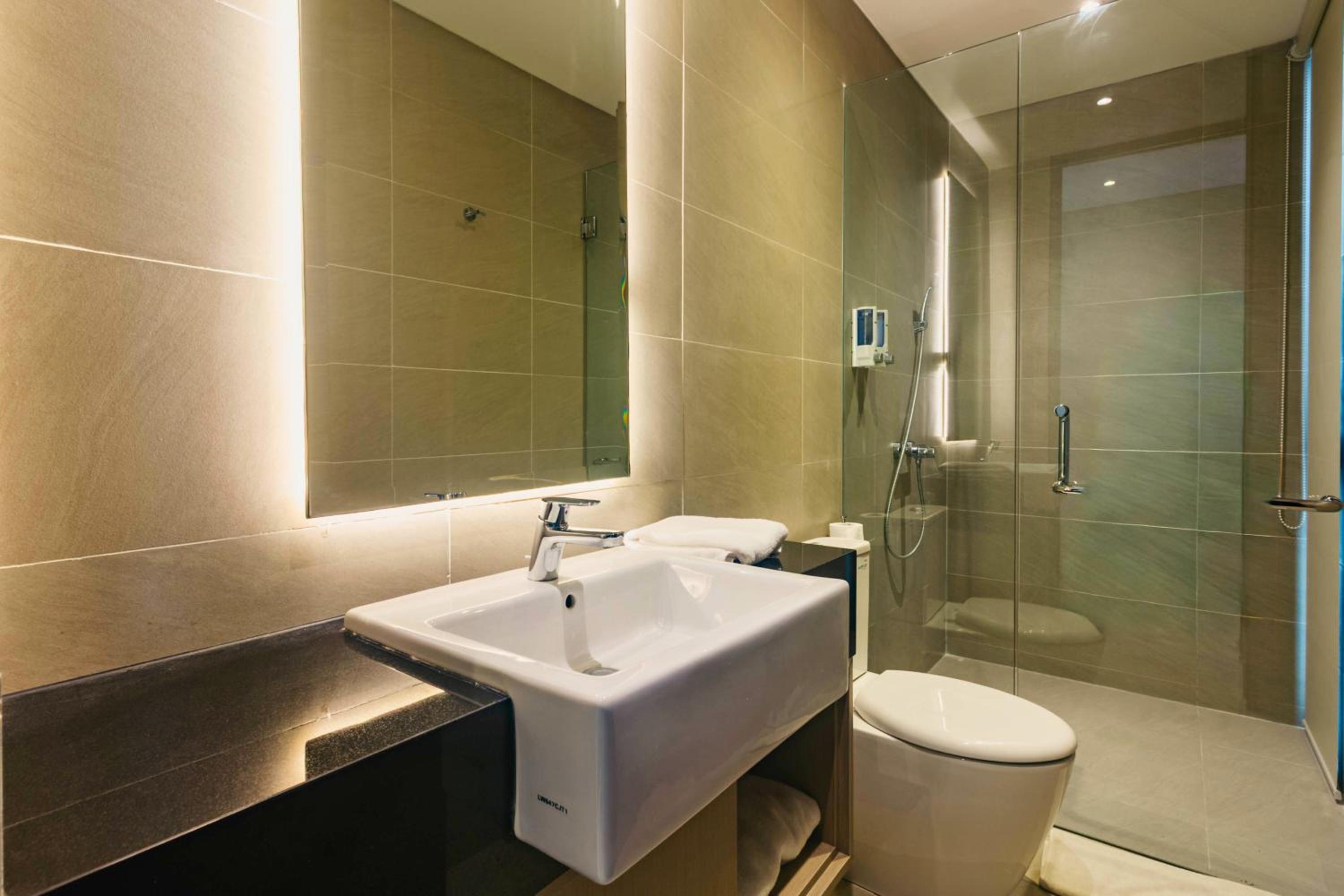 Resvara F27 - 3BR Private Pool Villa in Ciputra