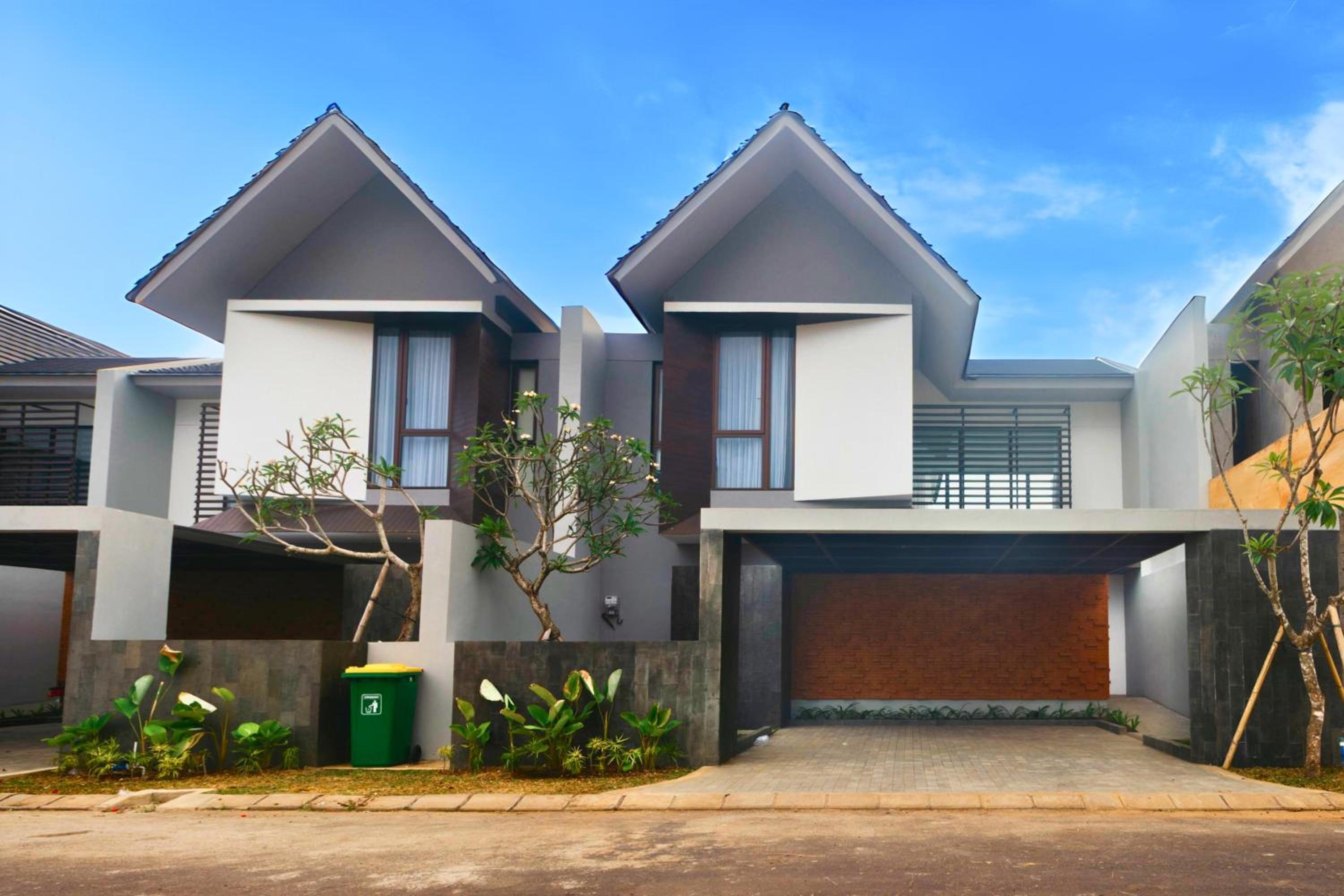 Resvara F29 - 3BR House at Ciputra Beach Resort