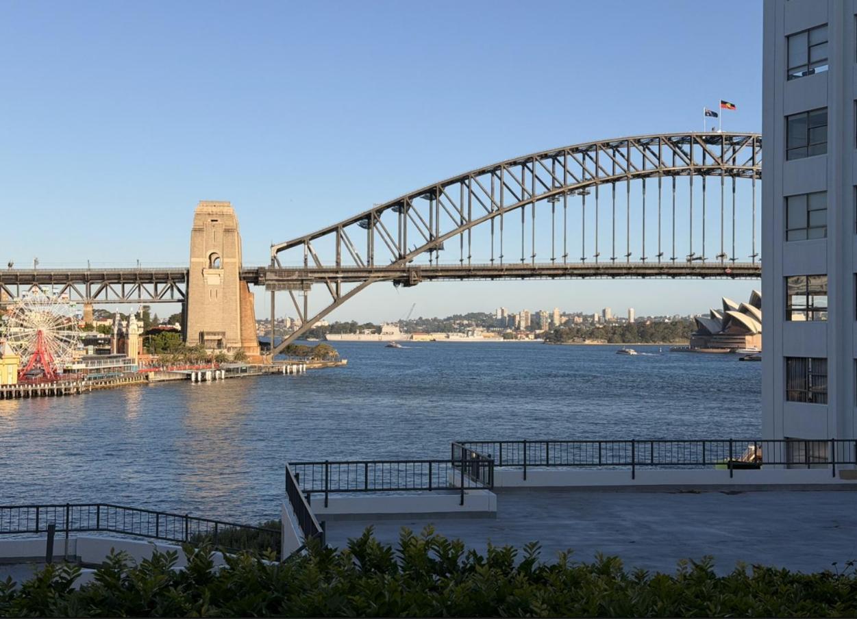 KozyGuru | MacMahons Point | Harbour Hideaway