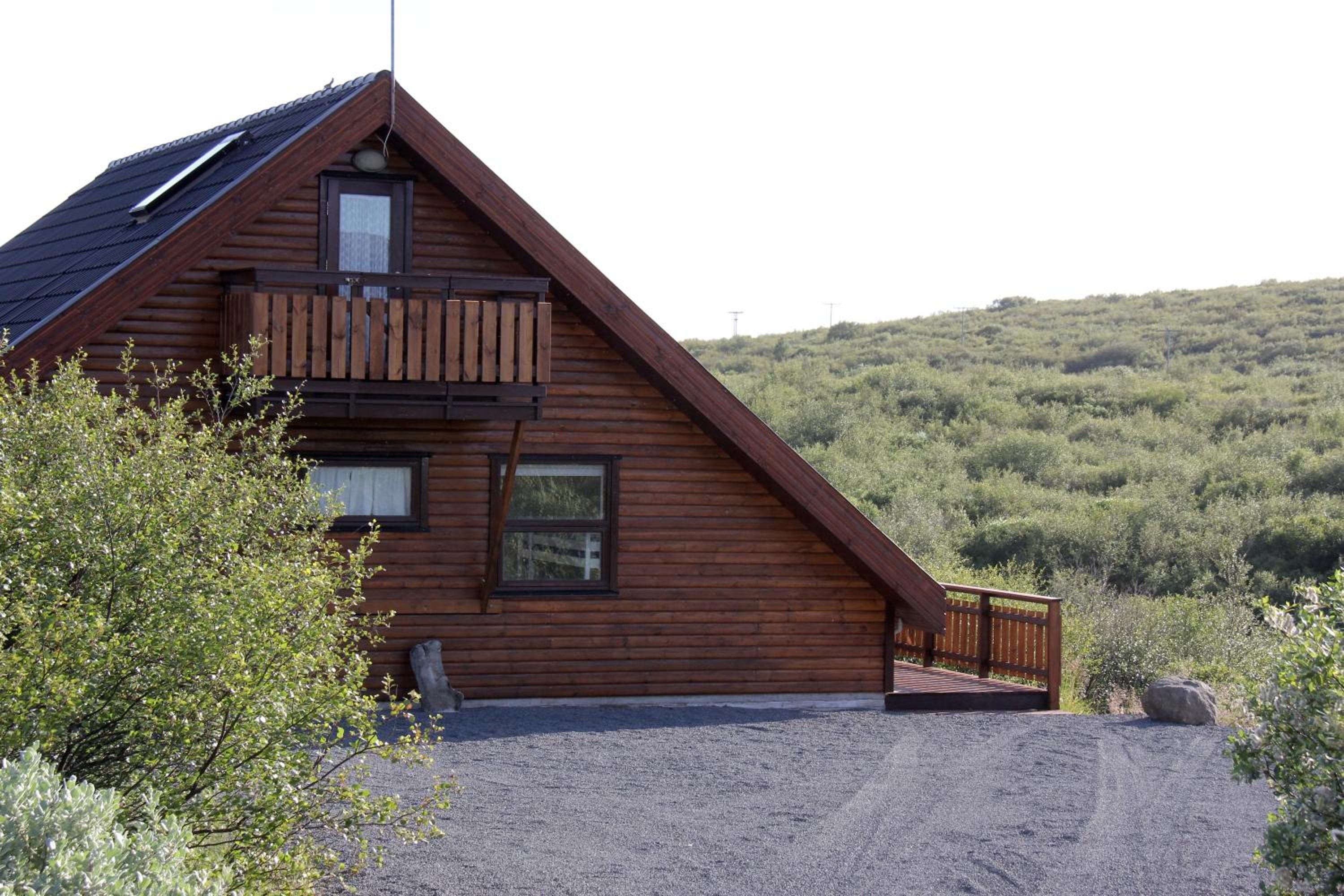 Brekkugisting Villa