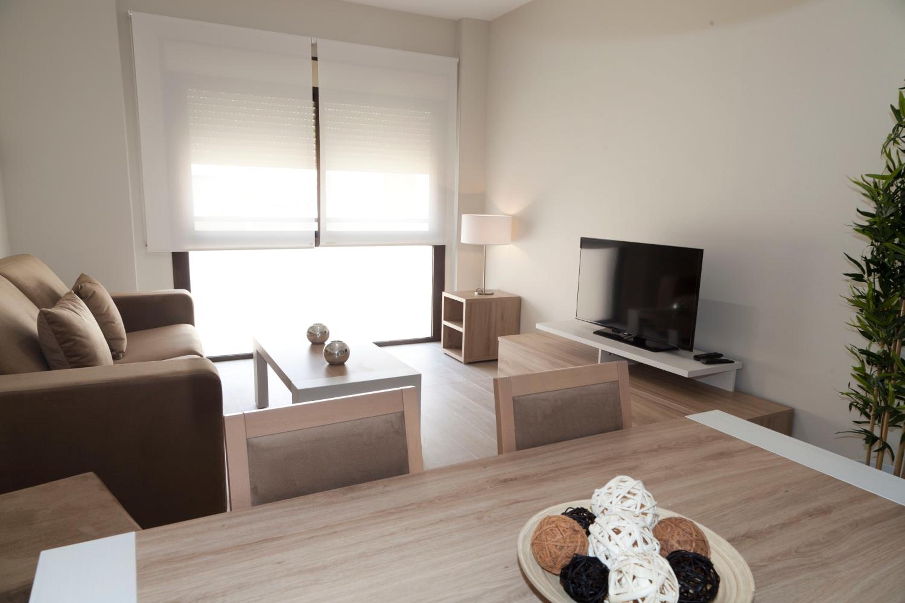 Apartamentos Pinar Málaga Centro - Carretería
