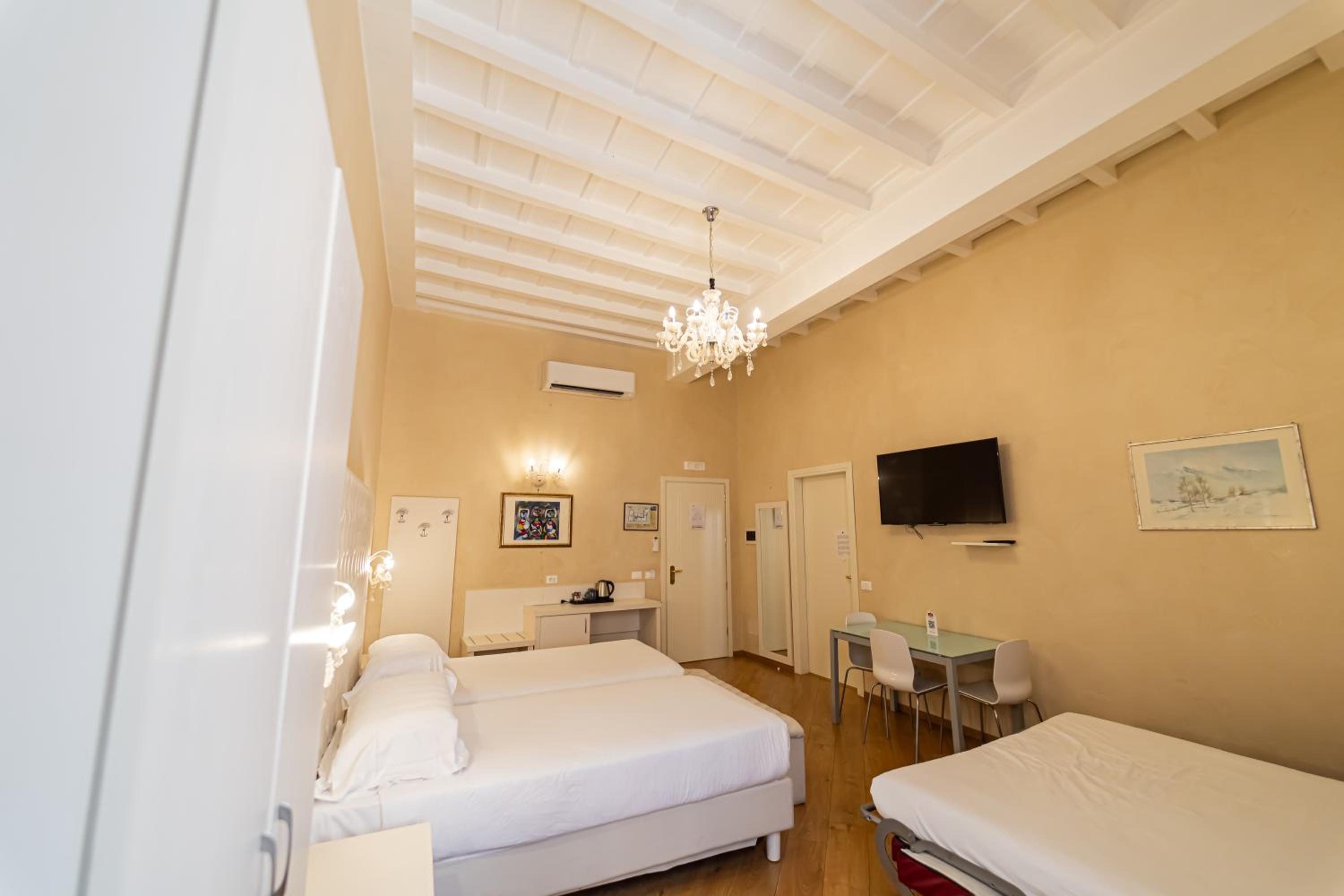 Trevi roma suites