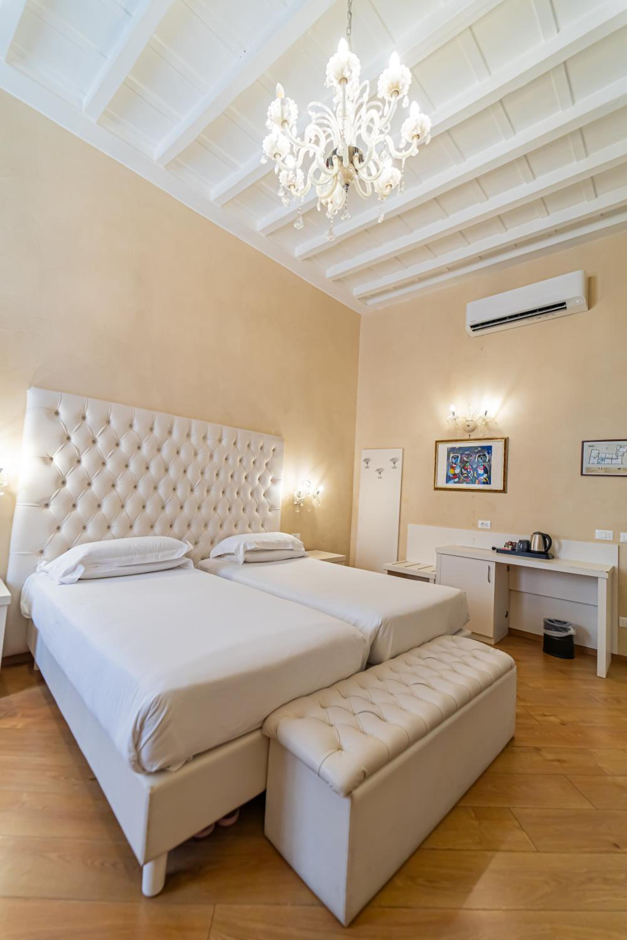 Trevi roma suites