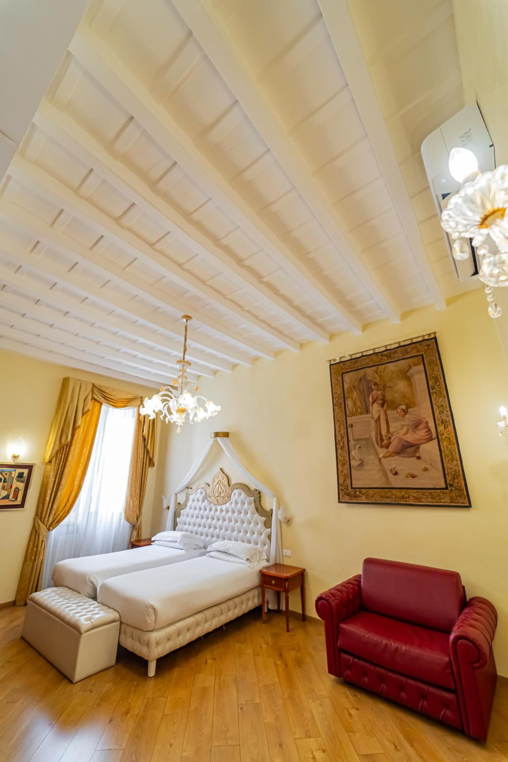 Trevi roma suites
