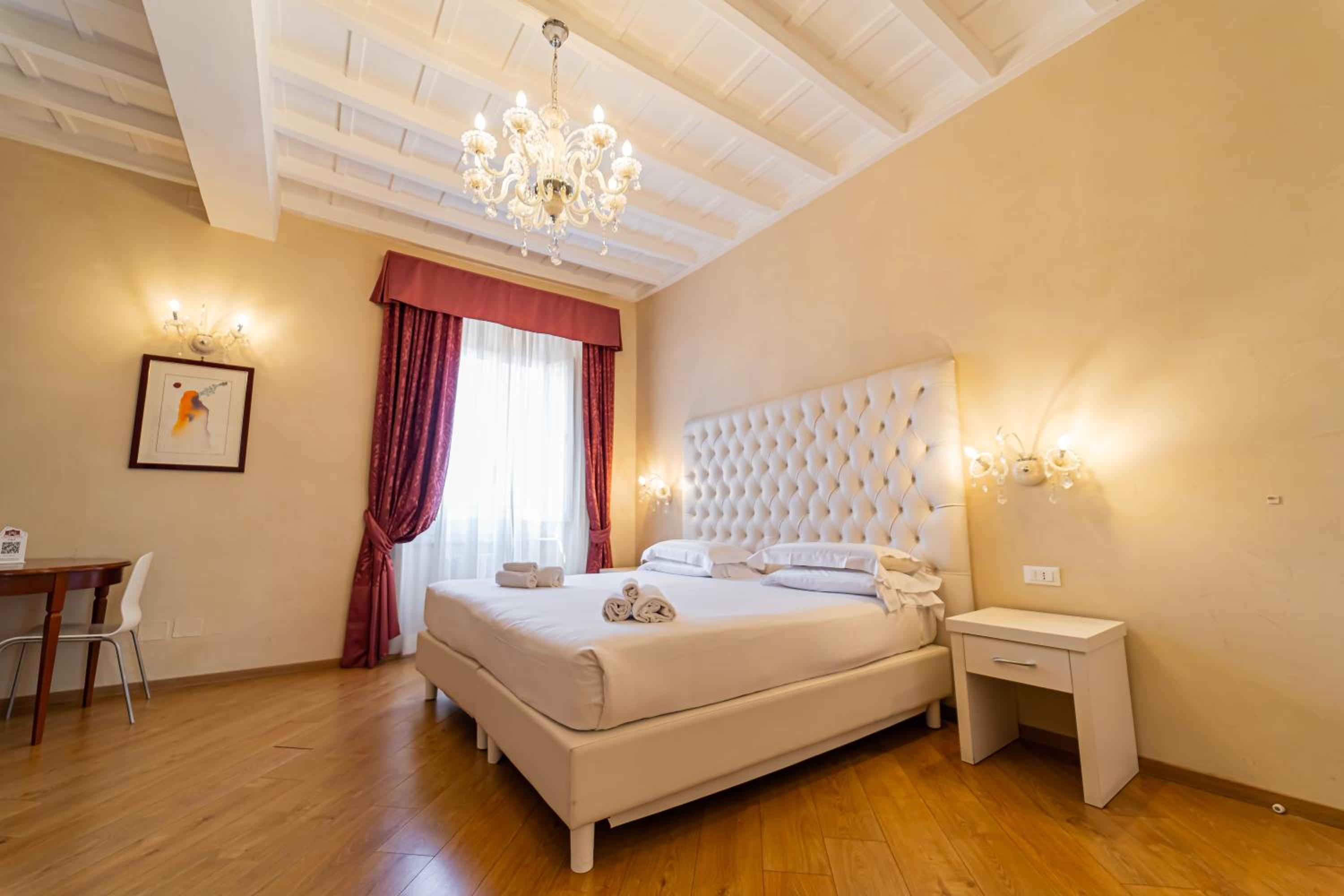Trevi roma suites