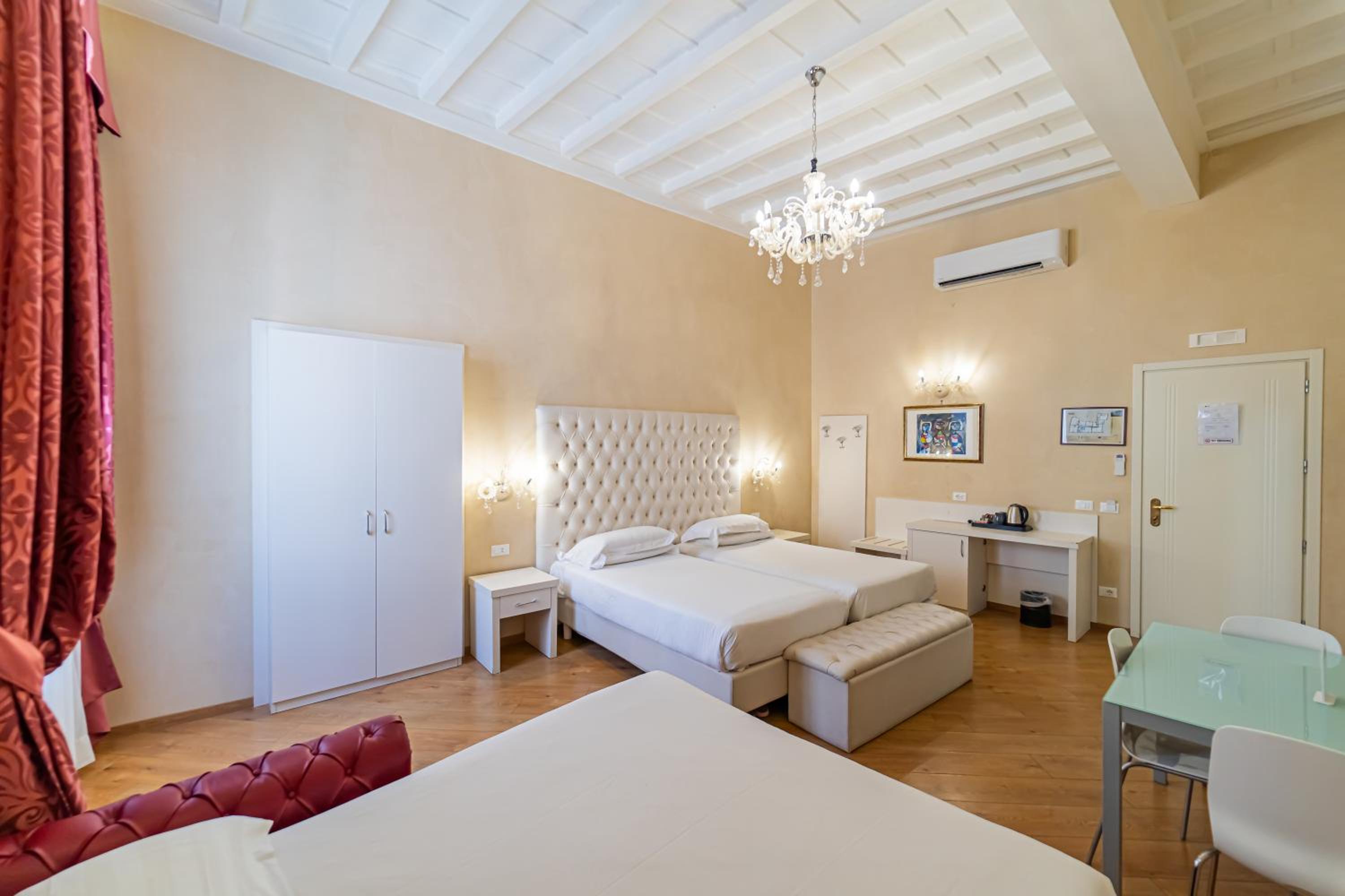 Trevi roma suites