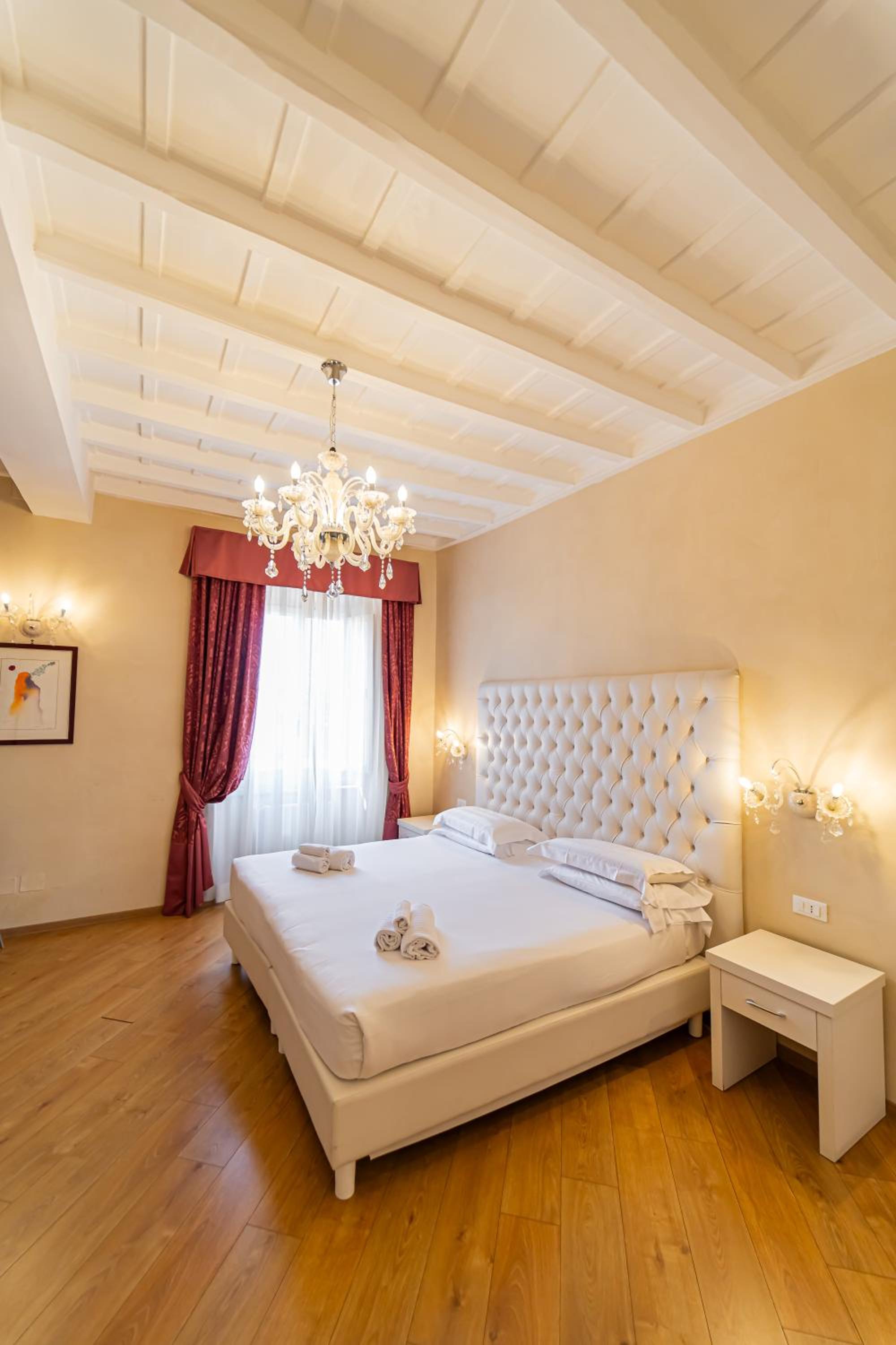 Trevi roma suites