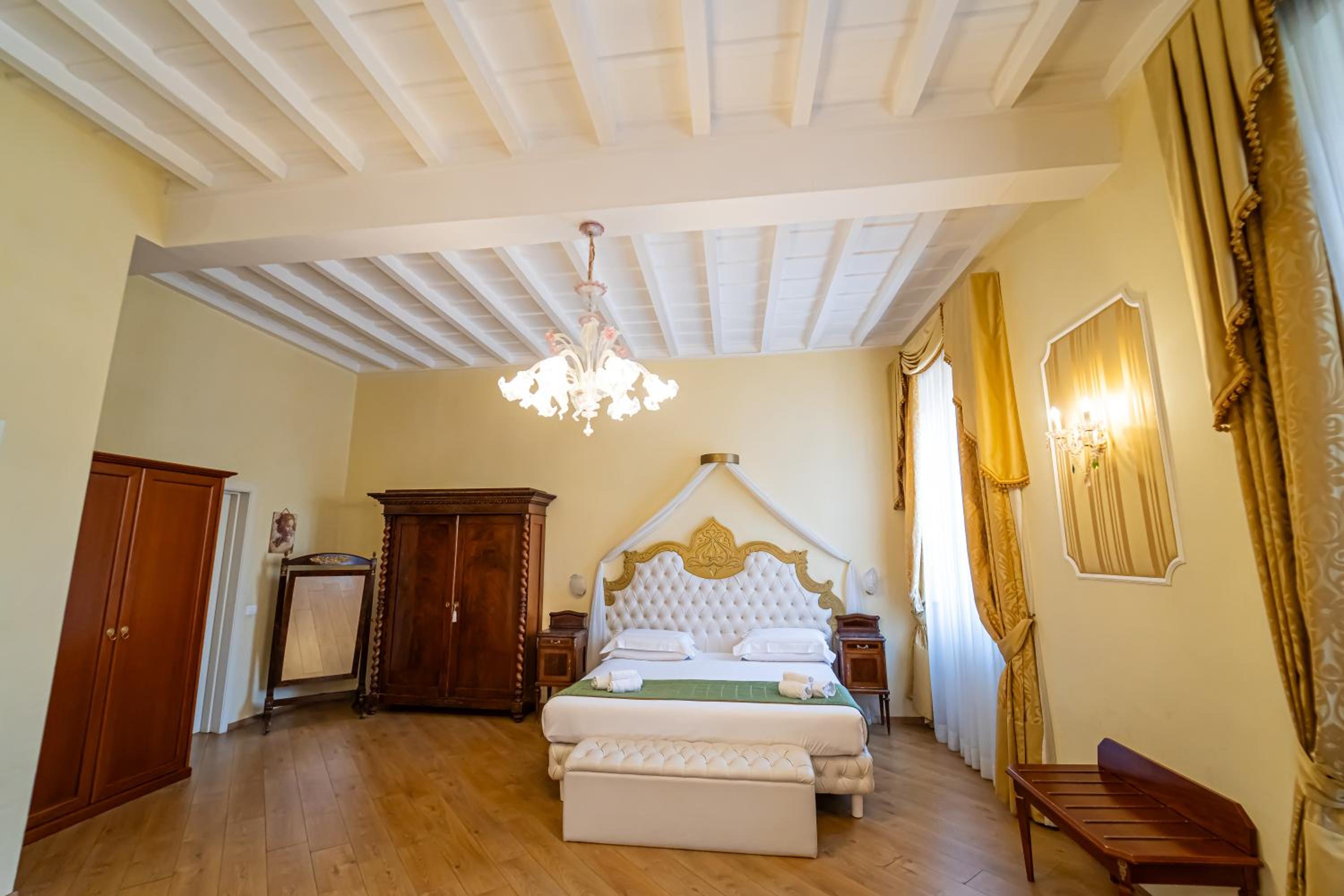 Trevi roma suites