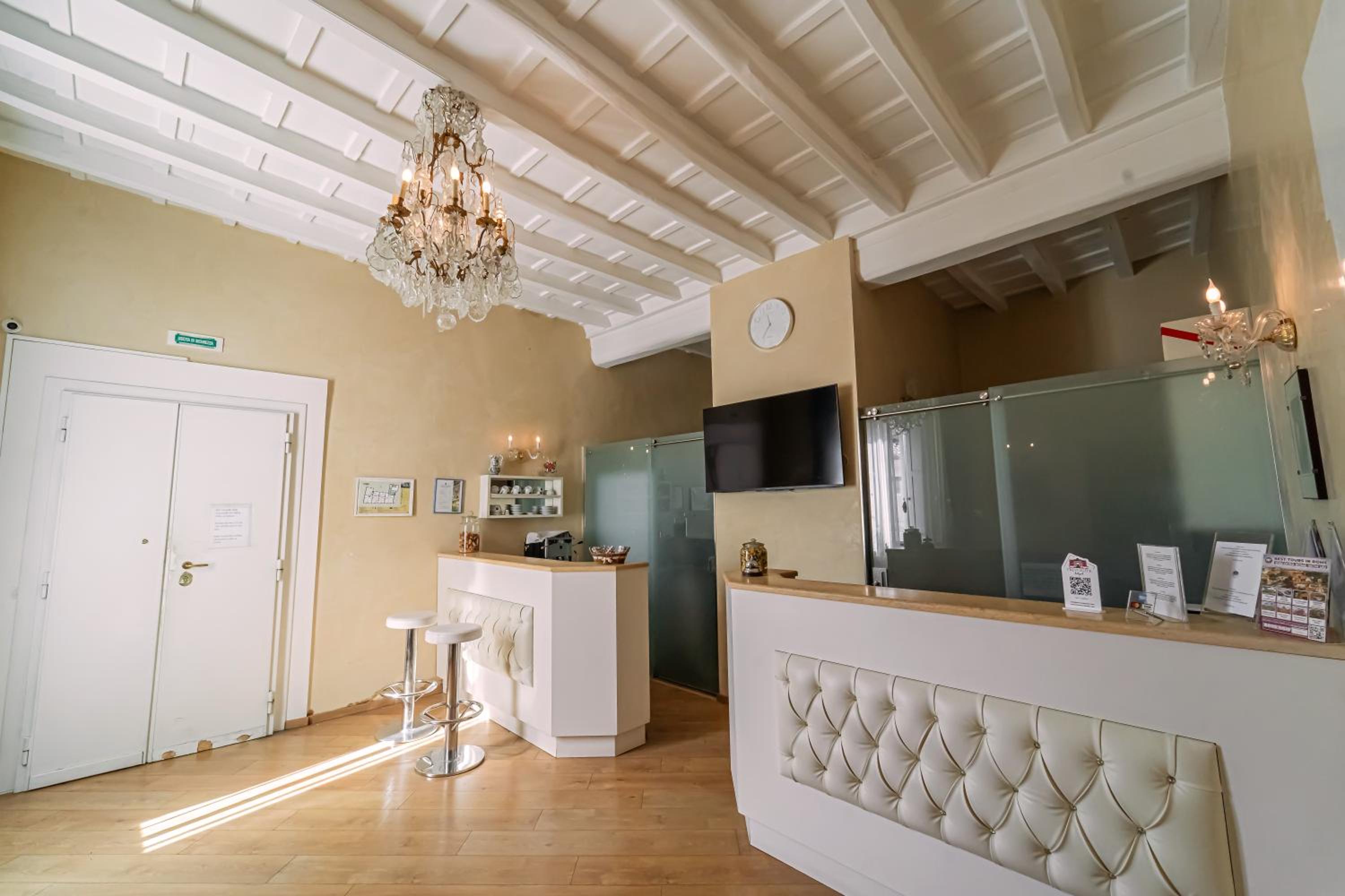 Trevi roma suites