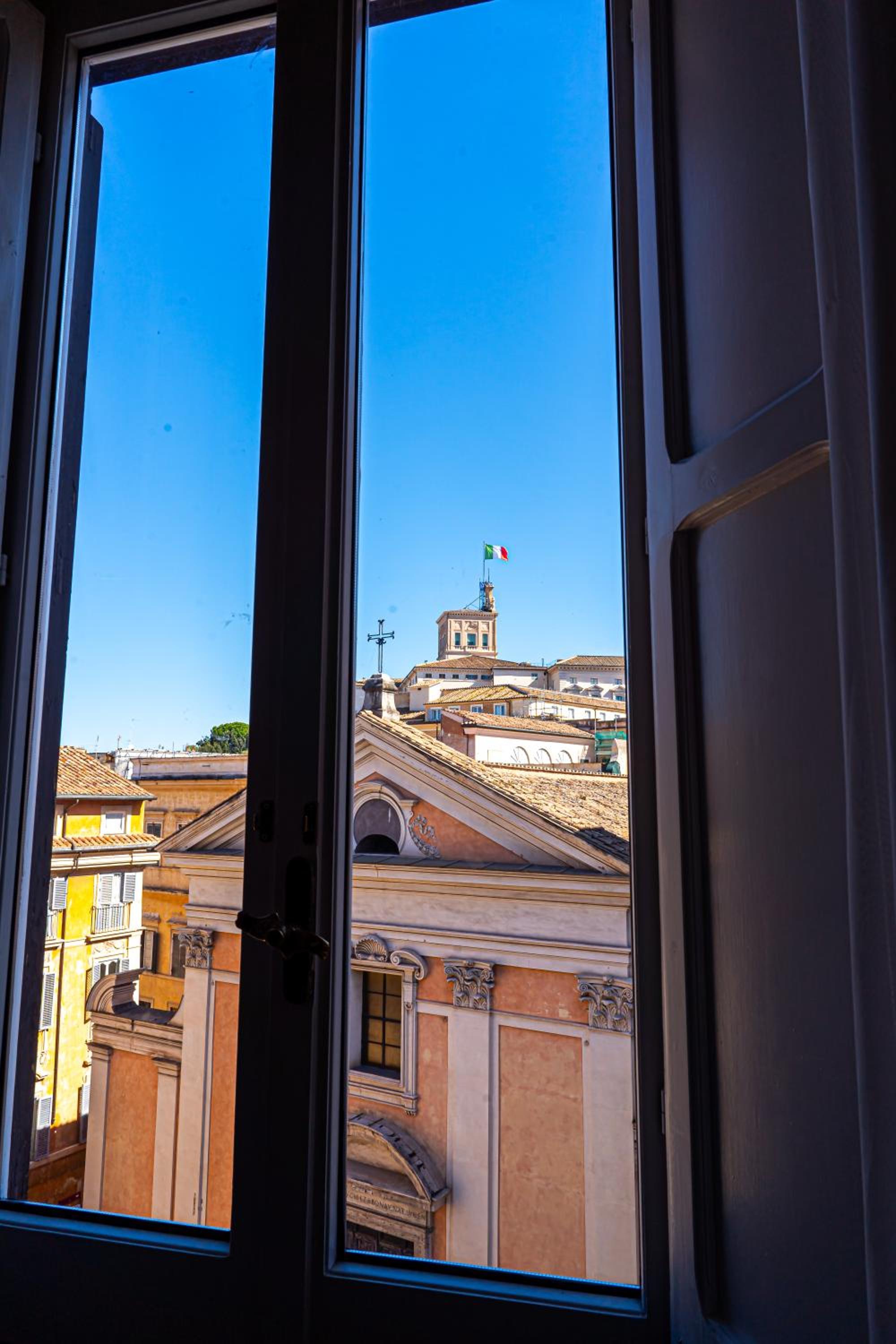 Trevi roma suites