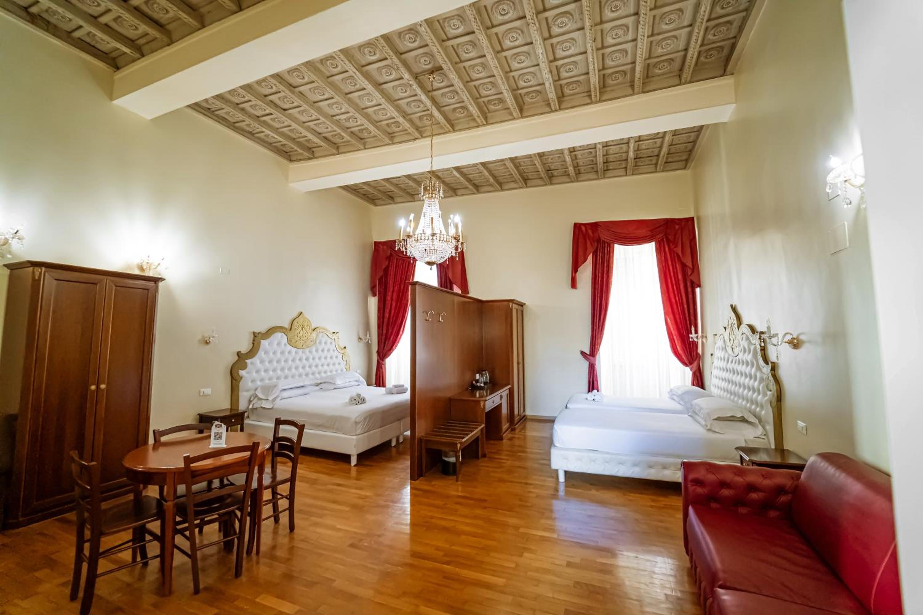 Trevi roma suites