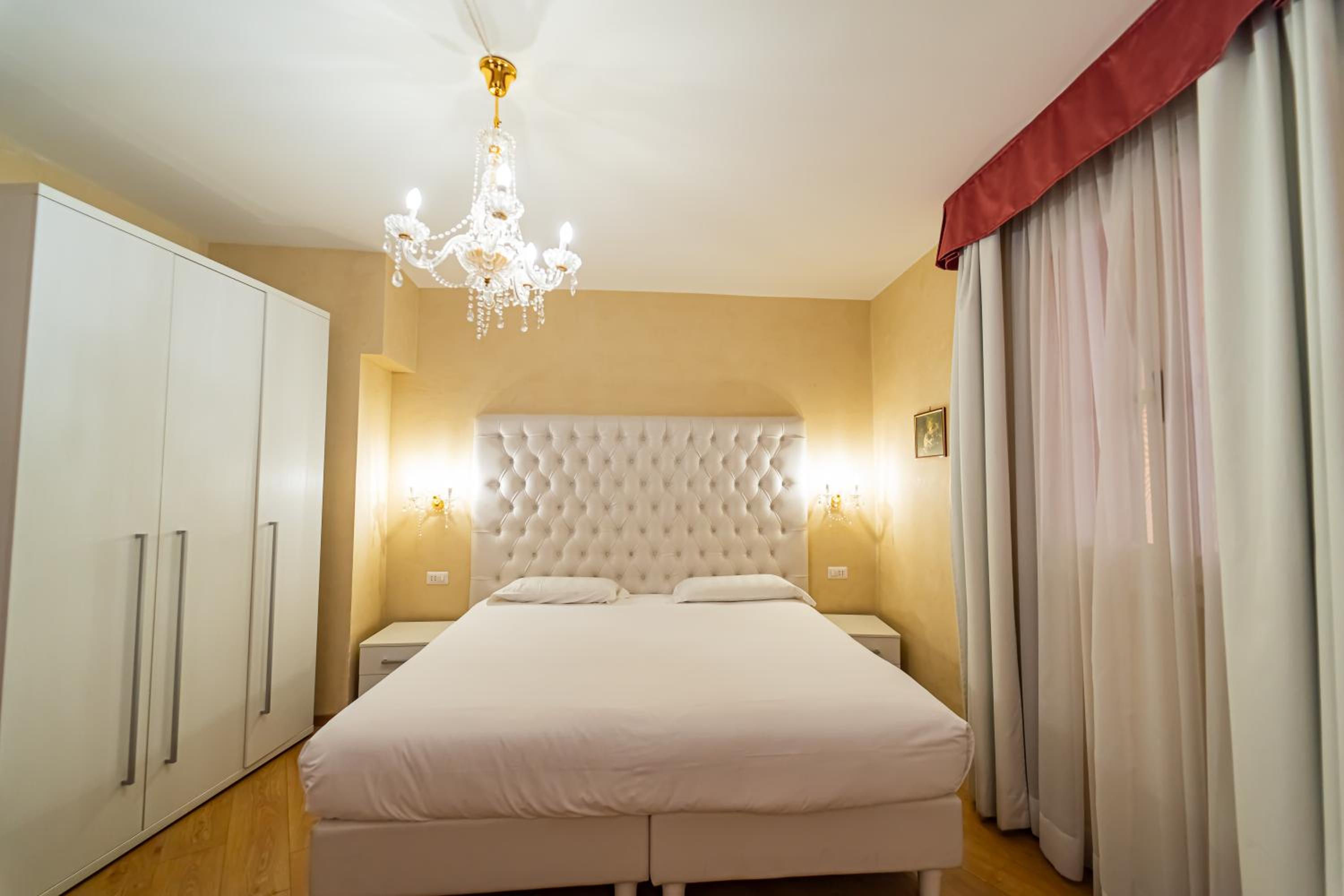 Trevi roma suites