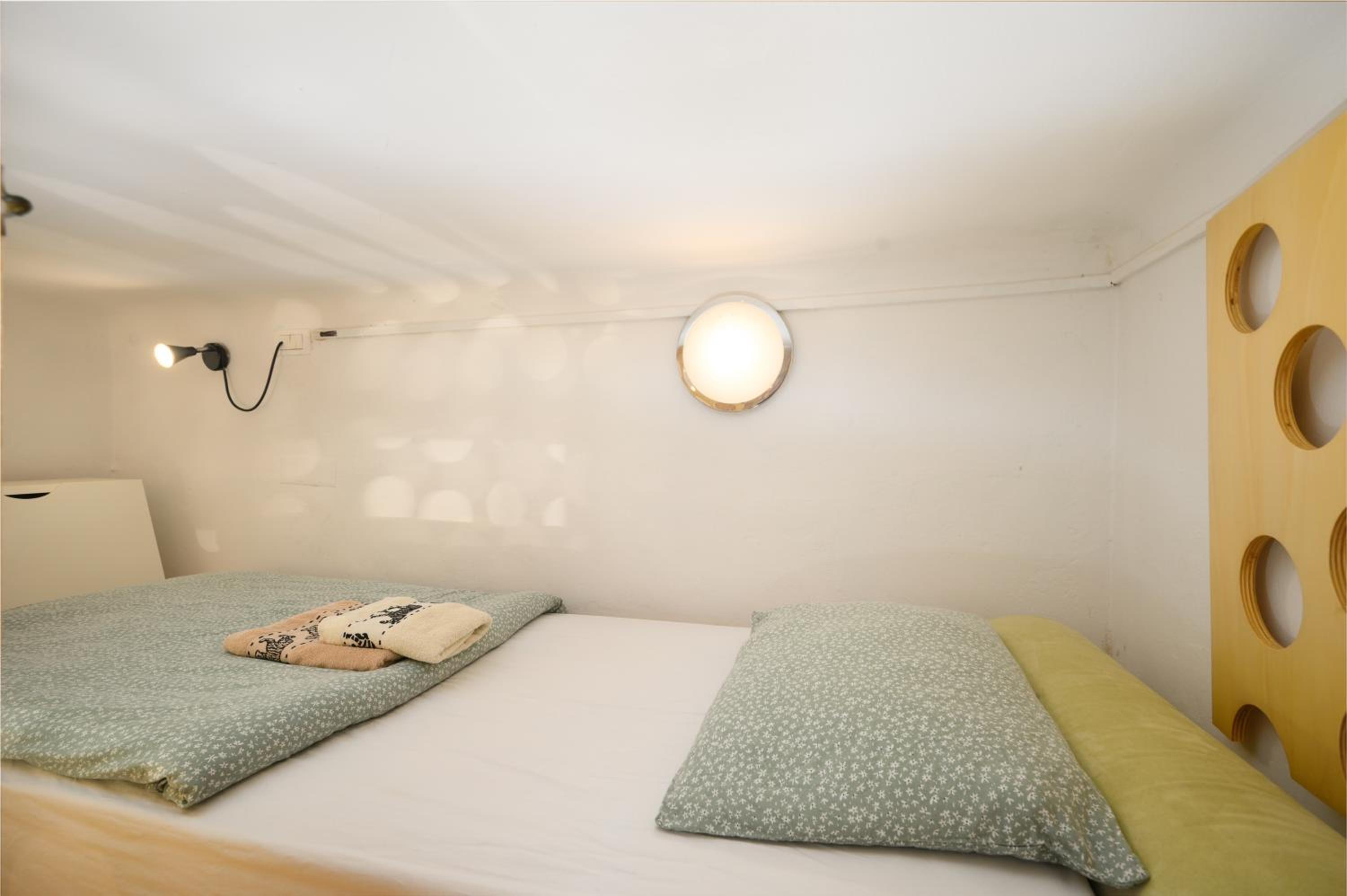 Urban view apartment with free parking