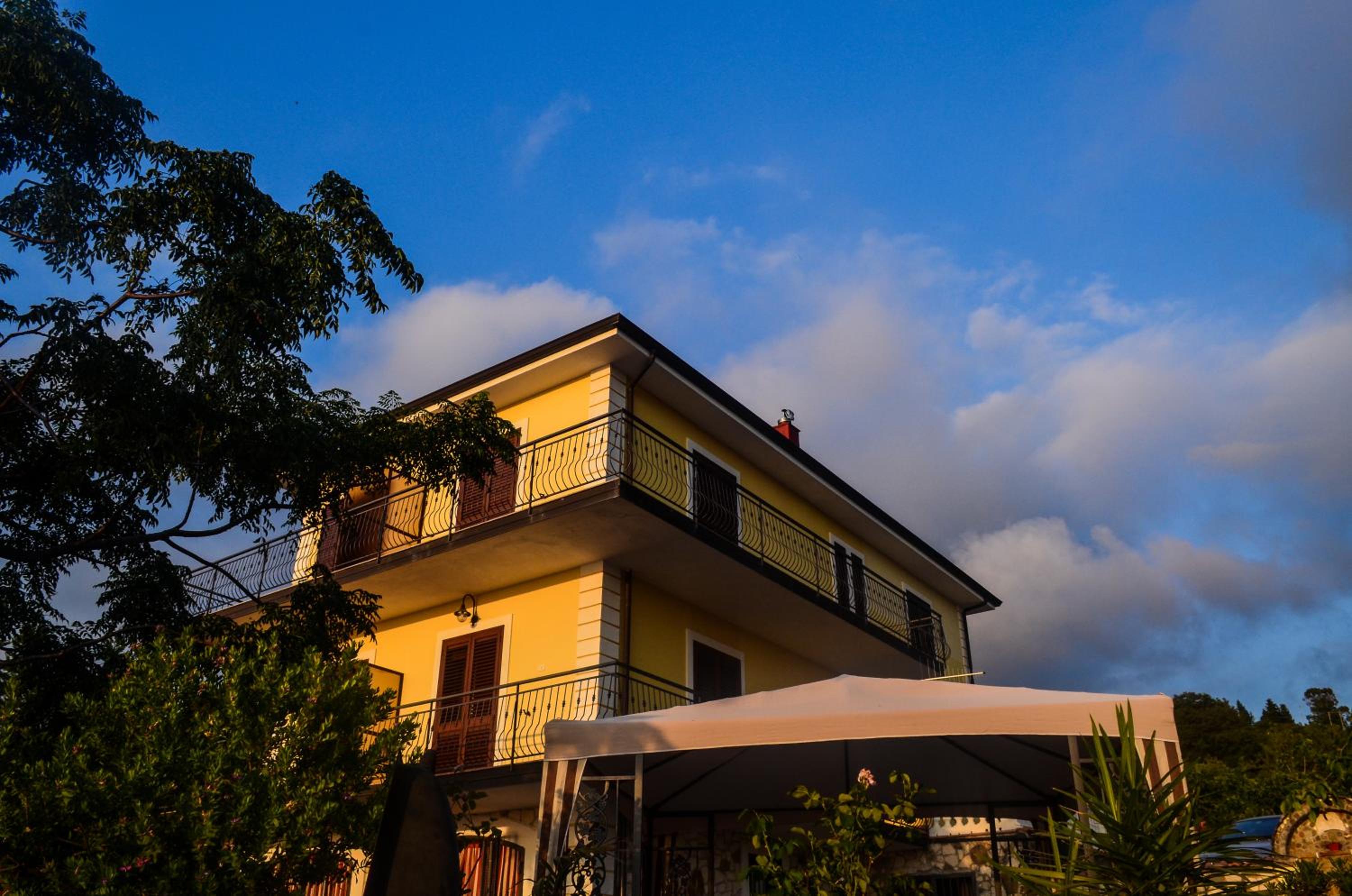 Villa Malandrino Guest House