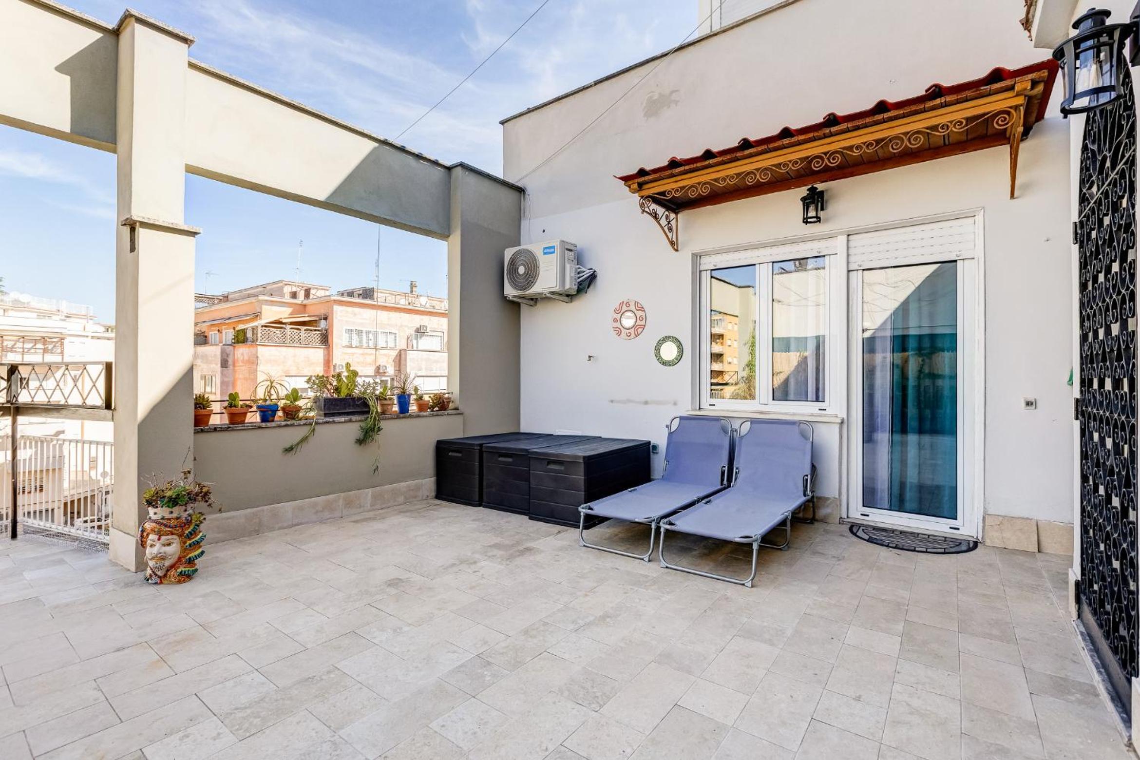 BMGA l Chill Apt with Terrace Close to the Vatican