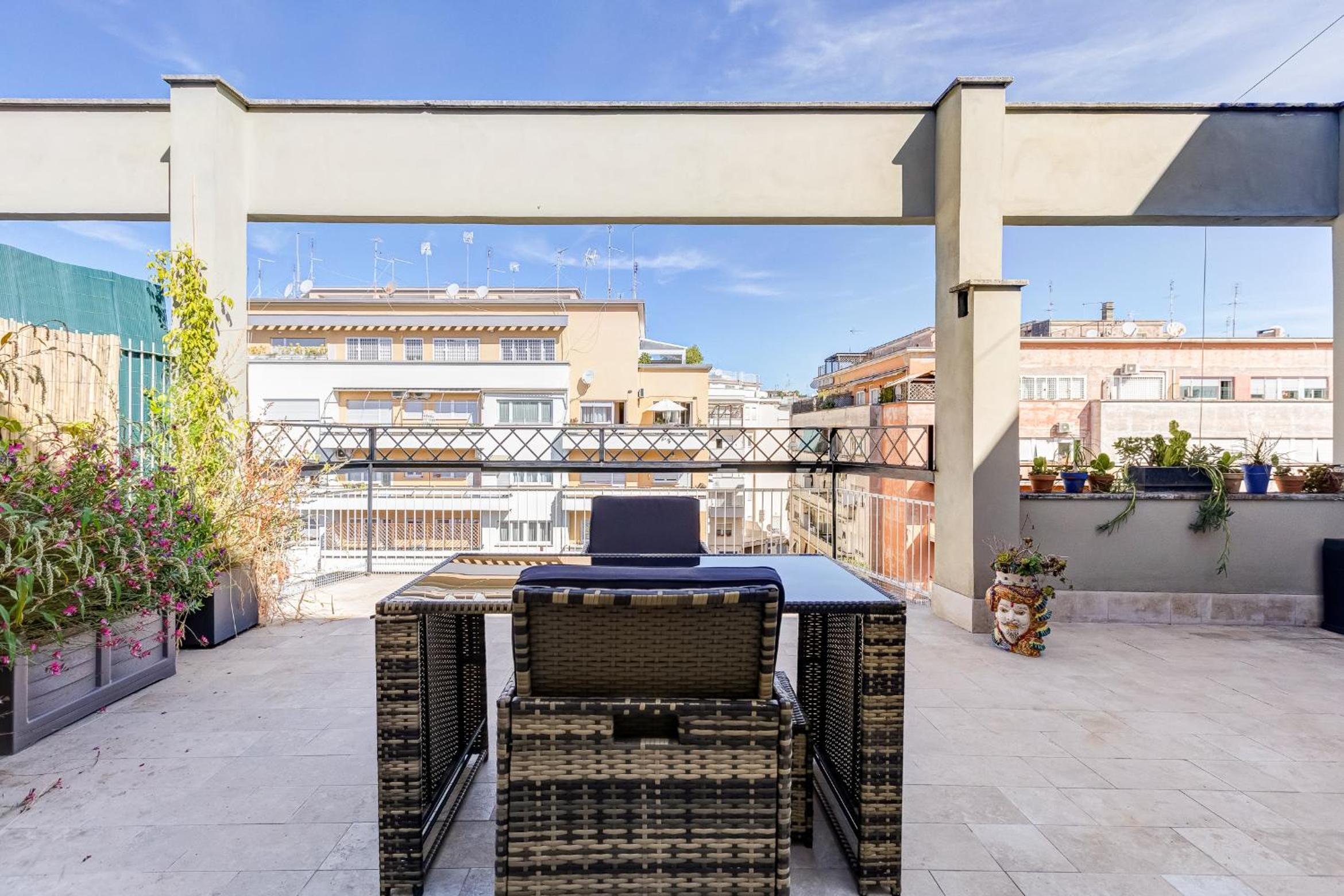 BMGA l Chill Apt with Terrace Close to the Vatican