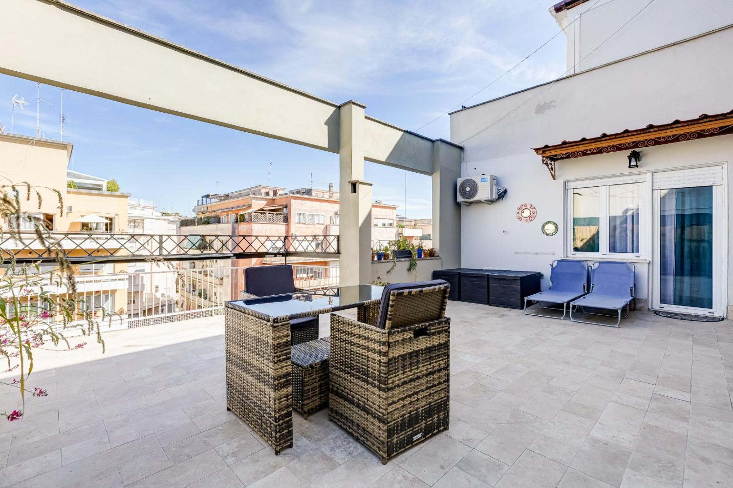 BMGA l Chill Apt with Terrace Close to the Vatican