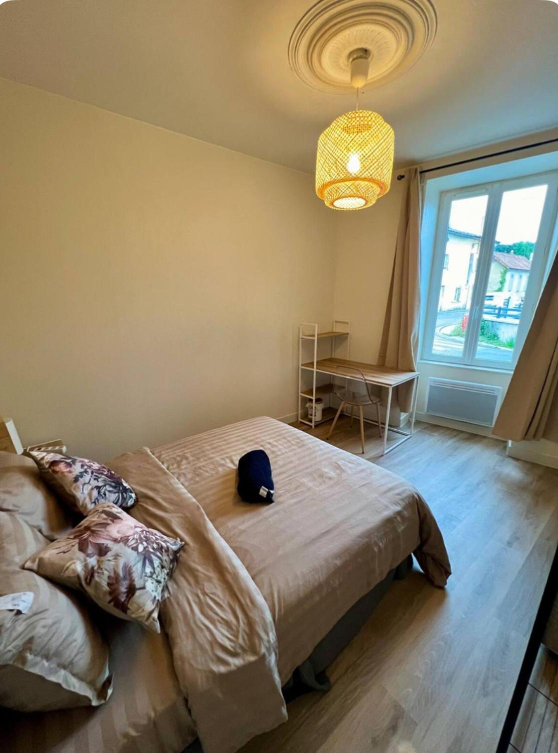 Duplex spacieux-2chambres-ideal vehicule electrique