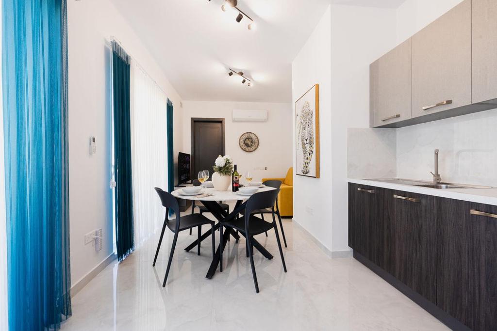 PH Jacuzzi &StunningTerrace Near Tarxien Temples