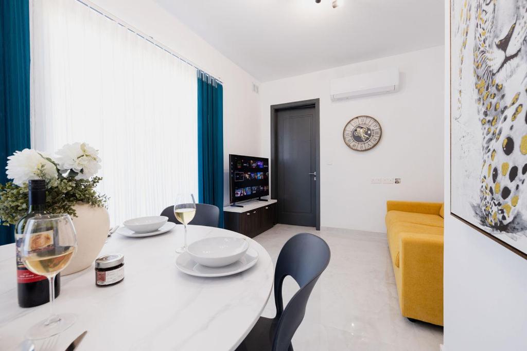 PH Jacuzzi &StunningTerrace Near Tarxien Temples